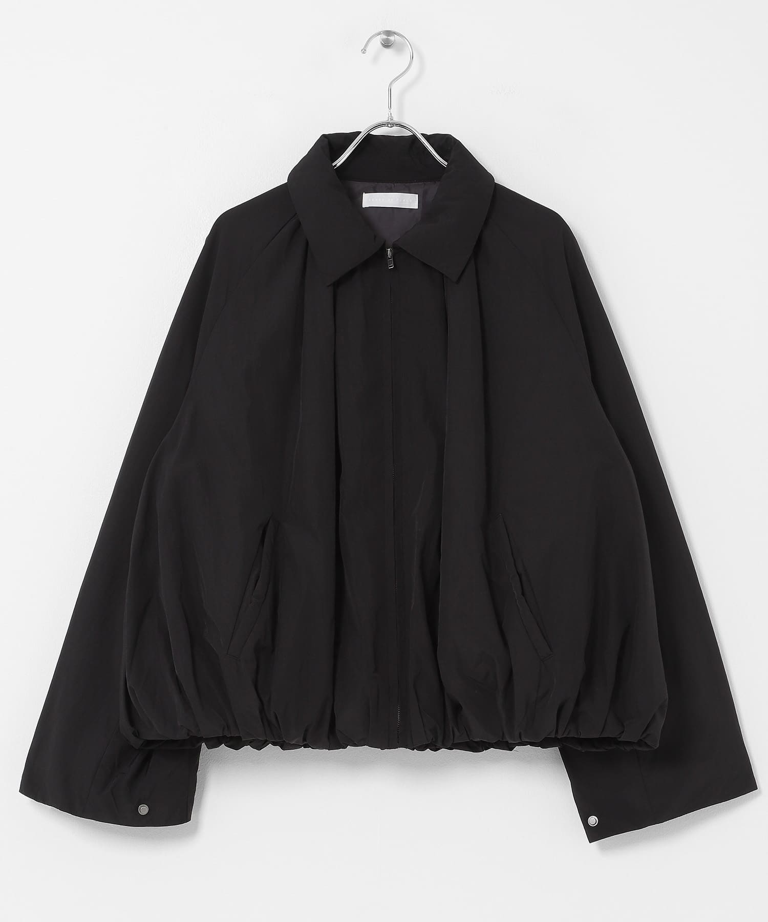 静電防止バルーンパフジャケット BLACK One