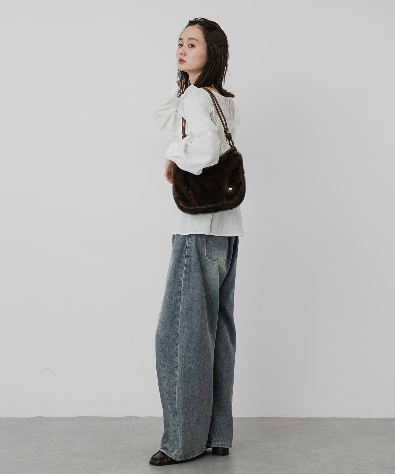 2WAYハンドルファーバッグ BROWN One