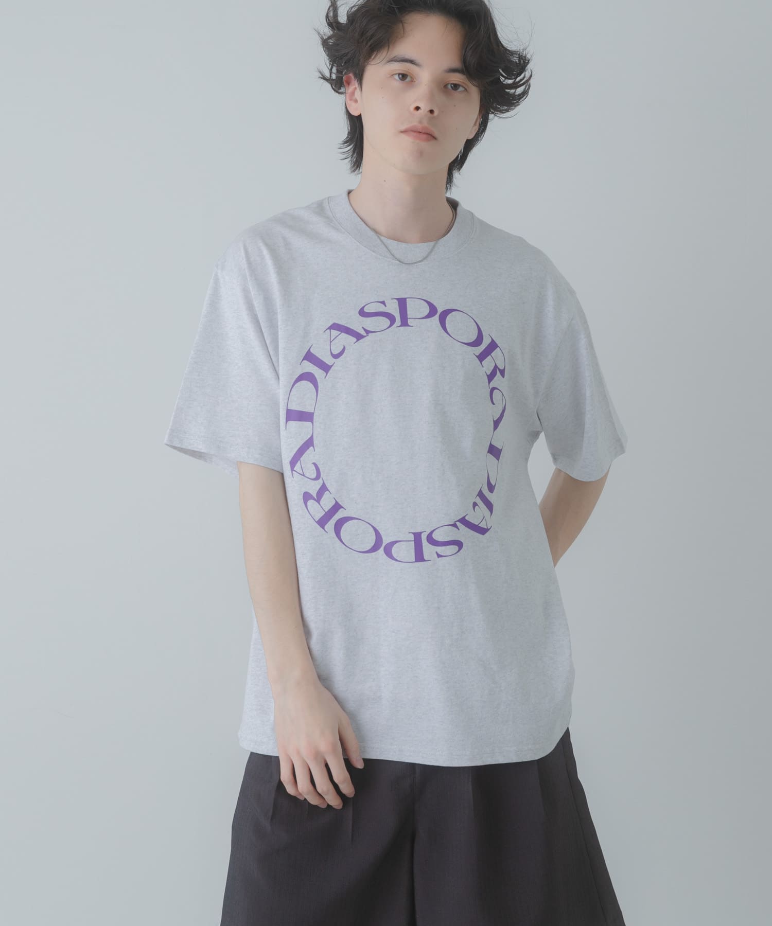 Diaspora skateboards　Round Logo T-shirts