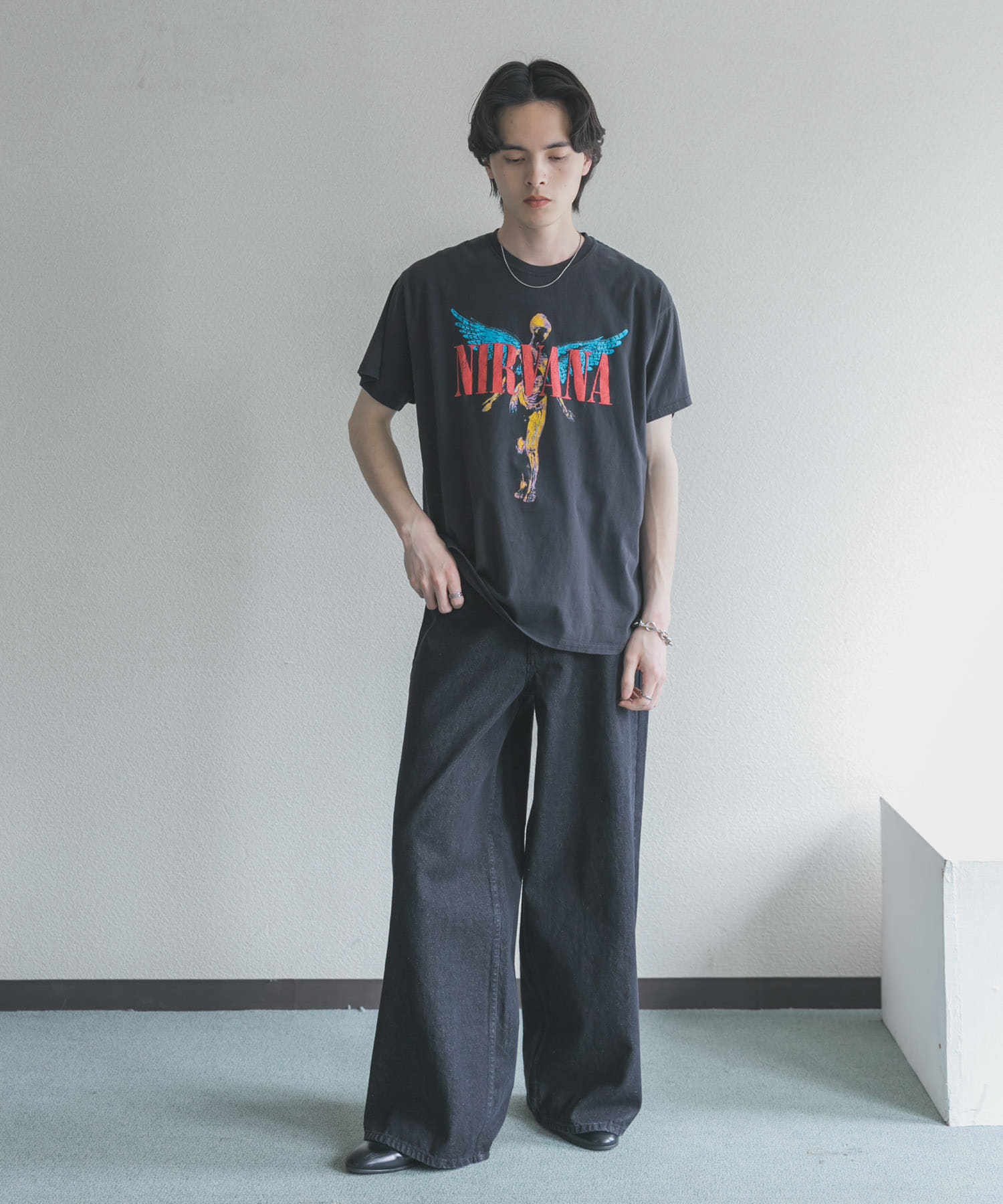 THRIFTY LOOK NIRVANA IN UTERO フェードTシャツ(M BLACK): トップス