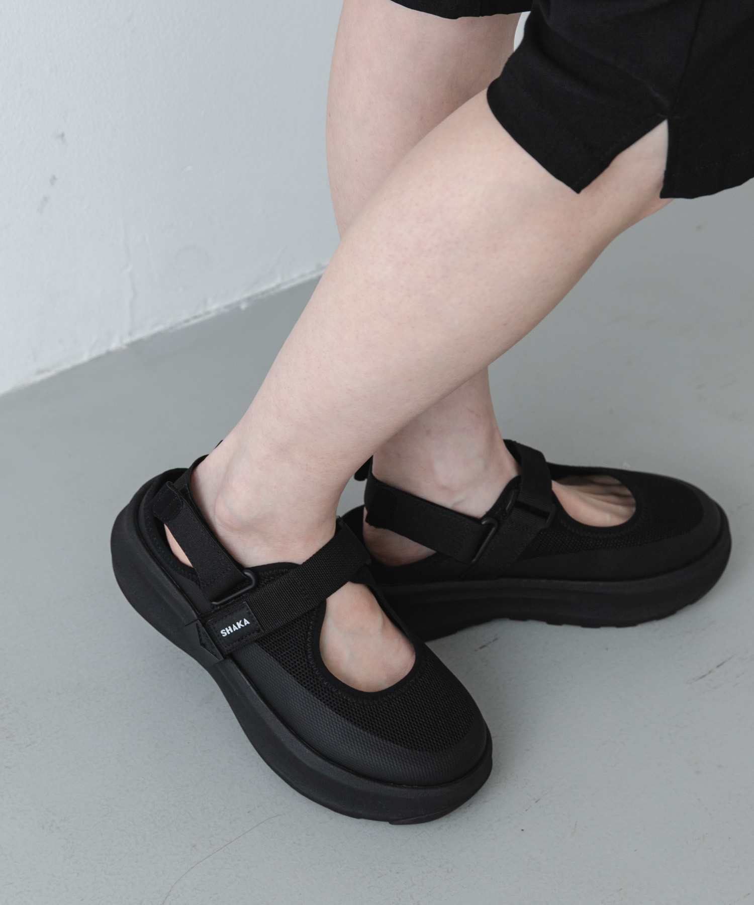 SHAKA　MARYJANE TRAIL CHUNKY GES BLACK 23