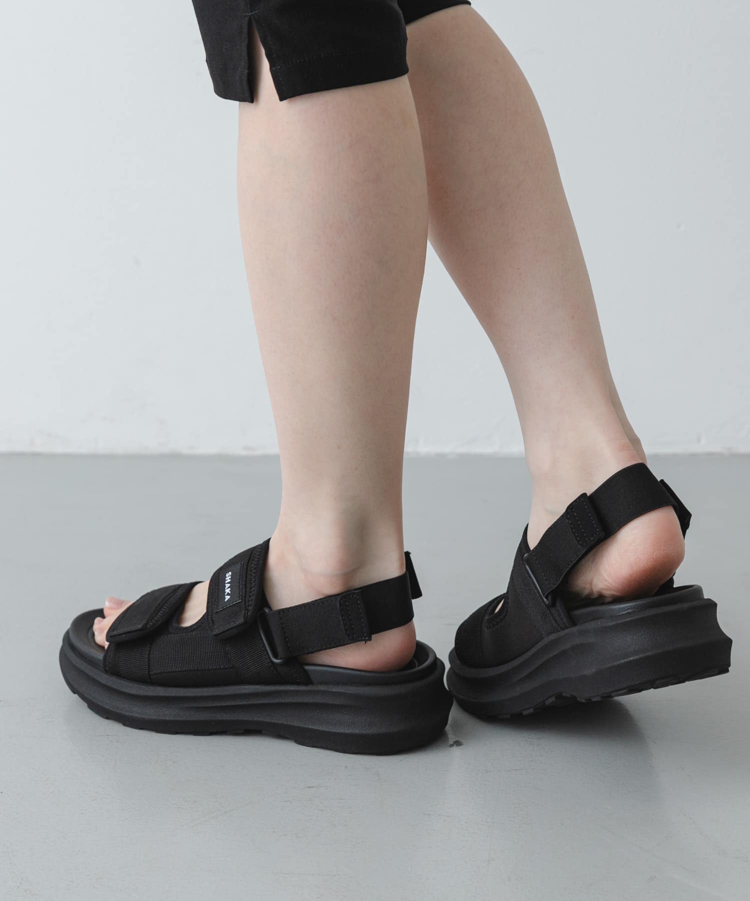 SHAKA FREE'N EASY GES(23 BLACK): シューズ｜URBAN RESEARCH公式
