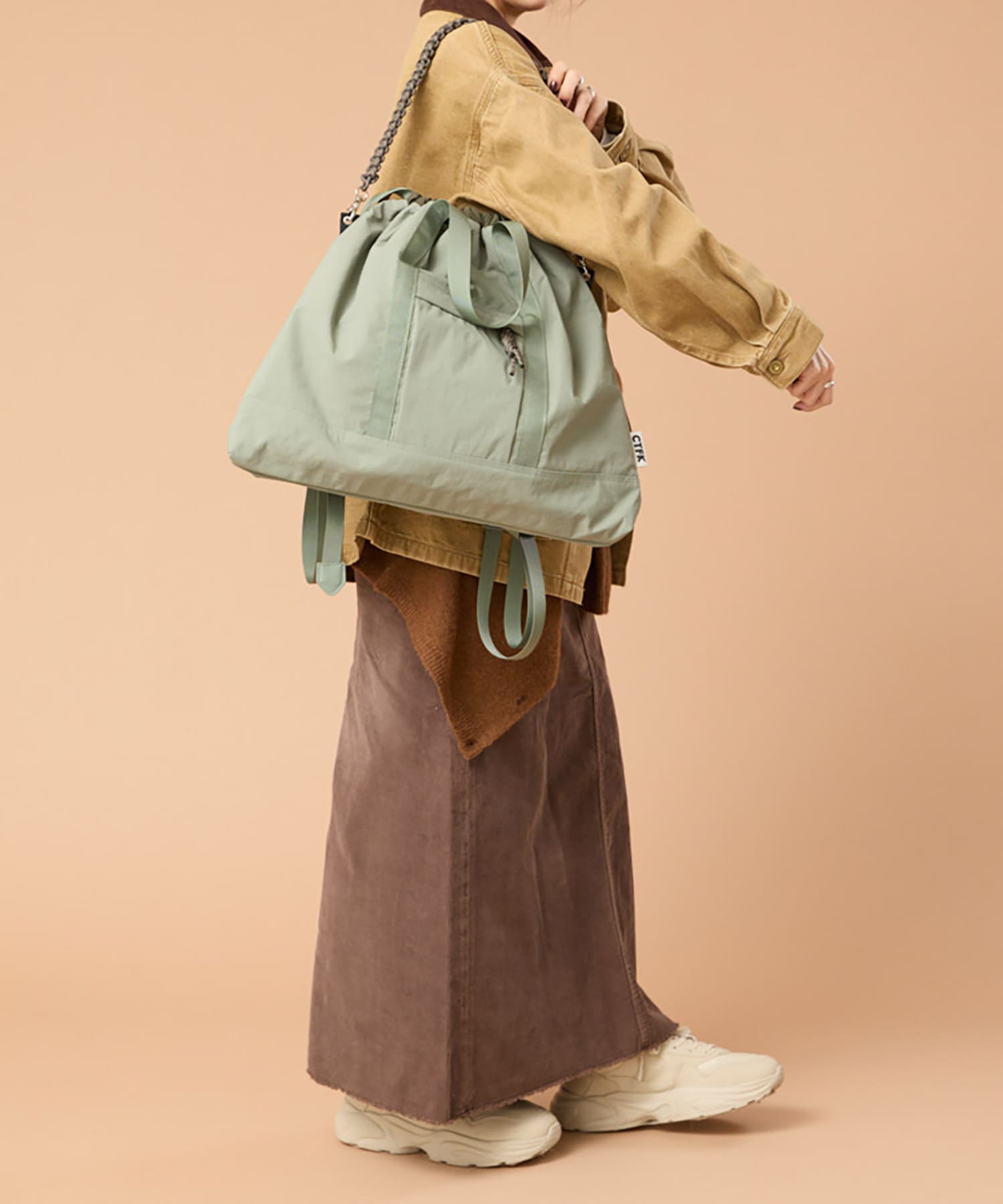 KHAKI