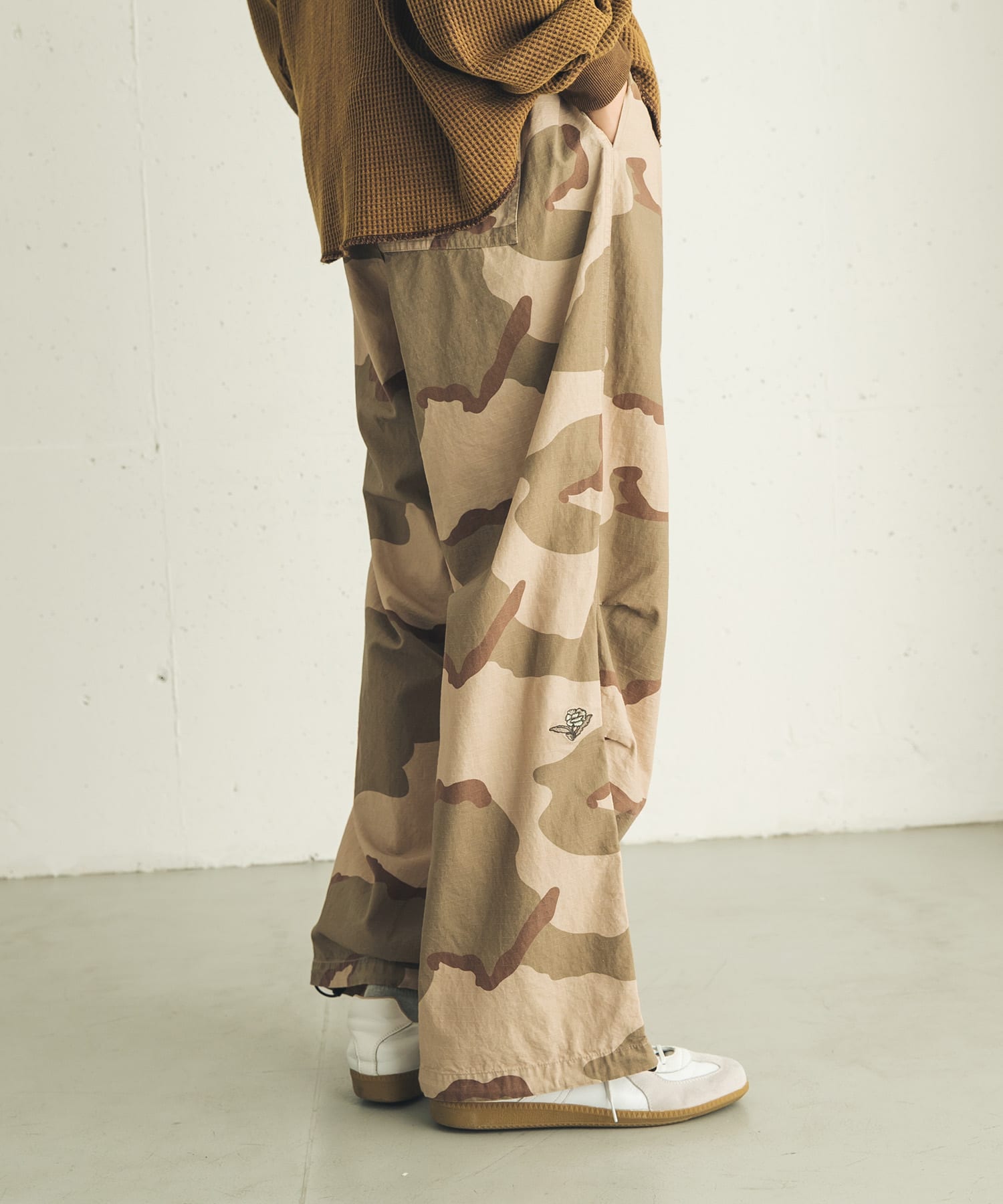 D.CAMO