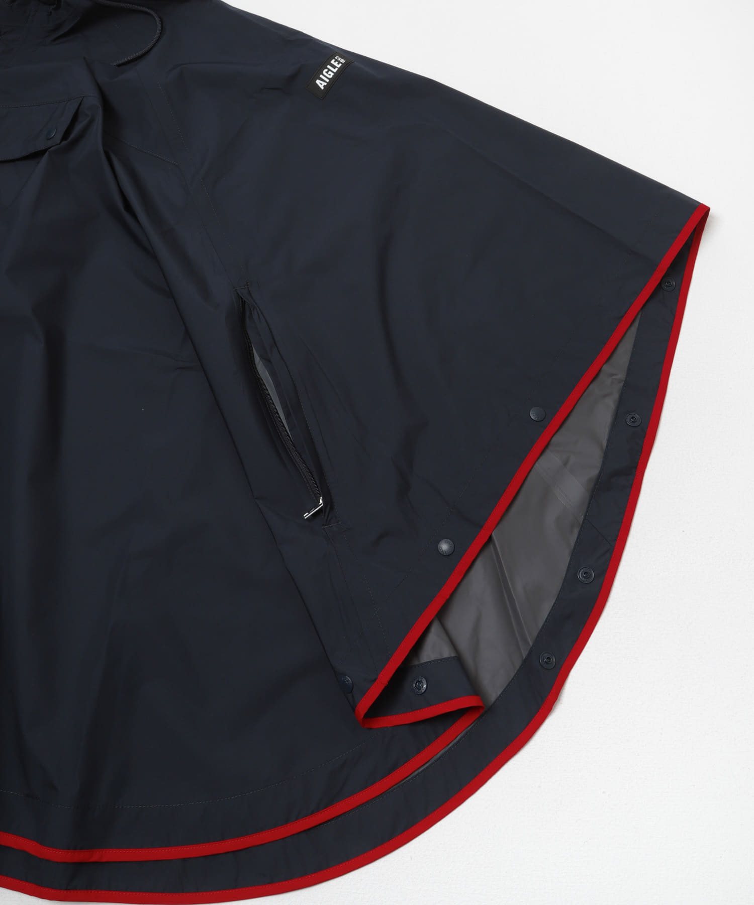 AIGLE　透湿防水 パッカブルポンチョ MARINE XS