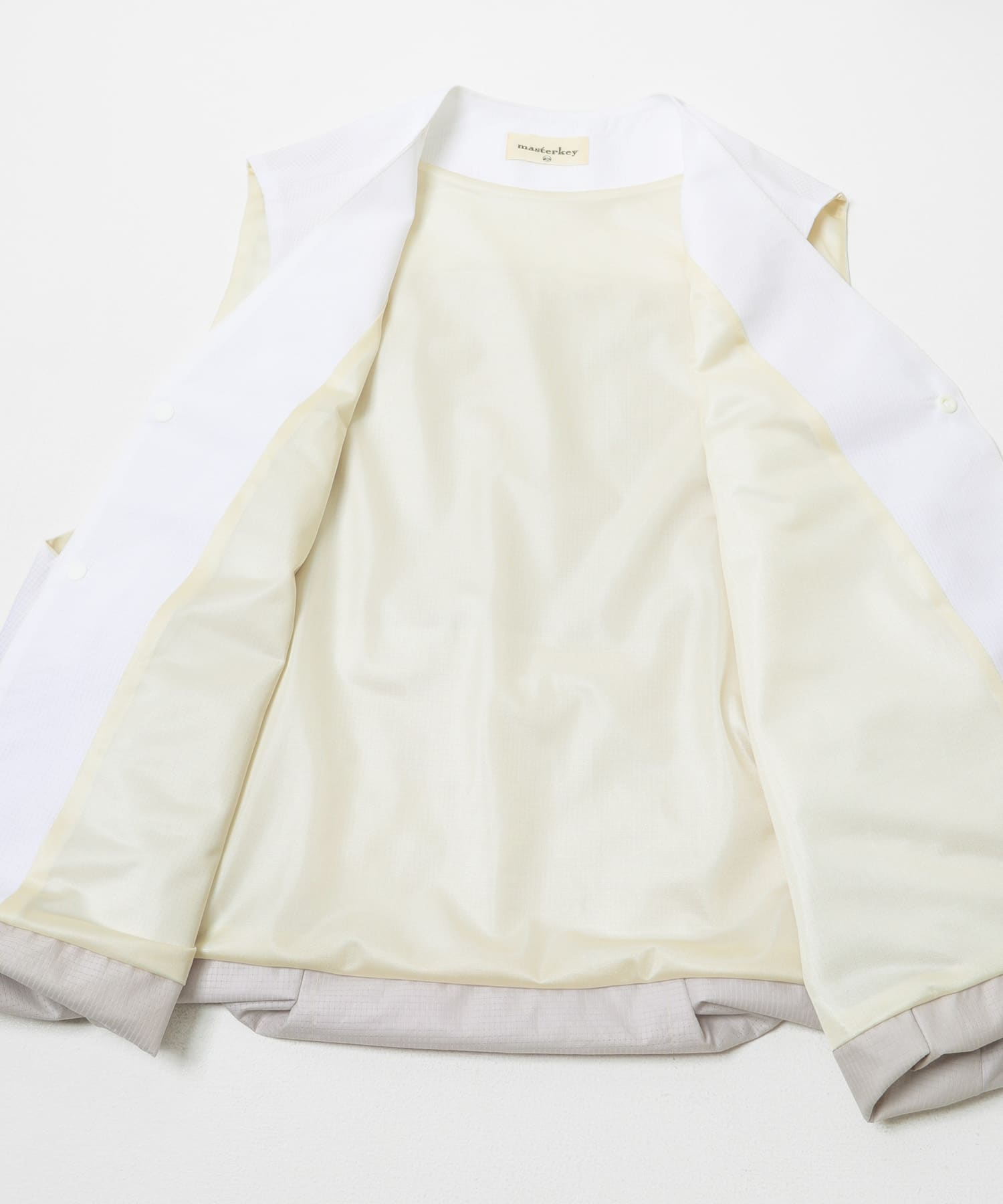 WHT4