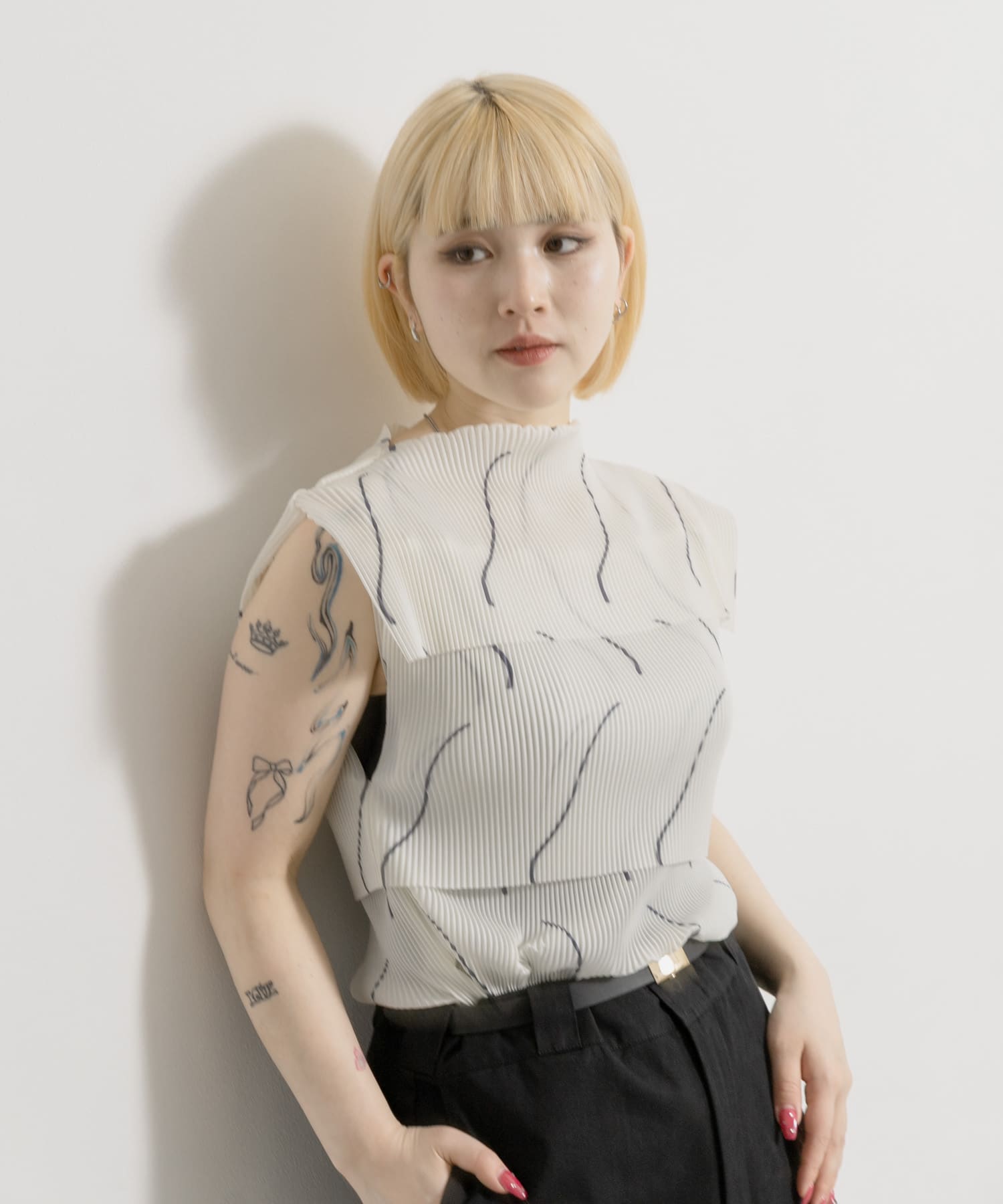 身長 : 156cm サイズ : 2