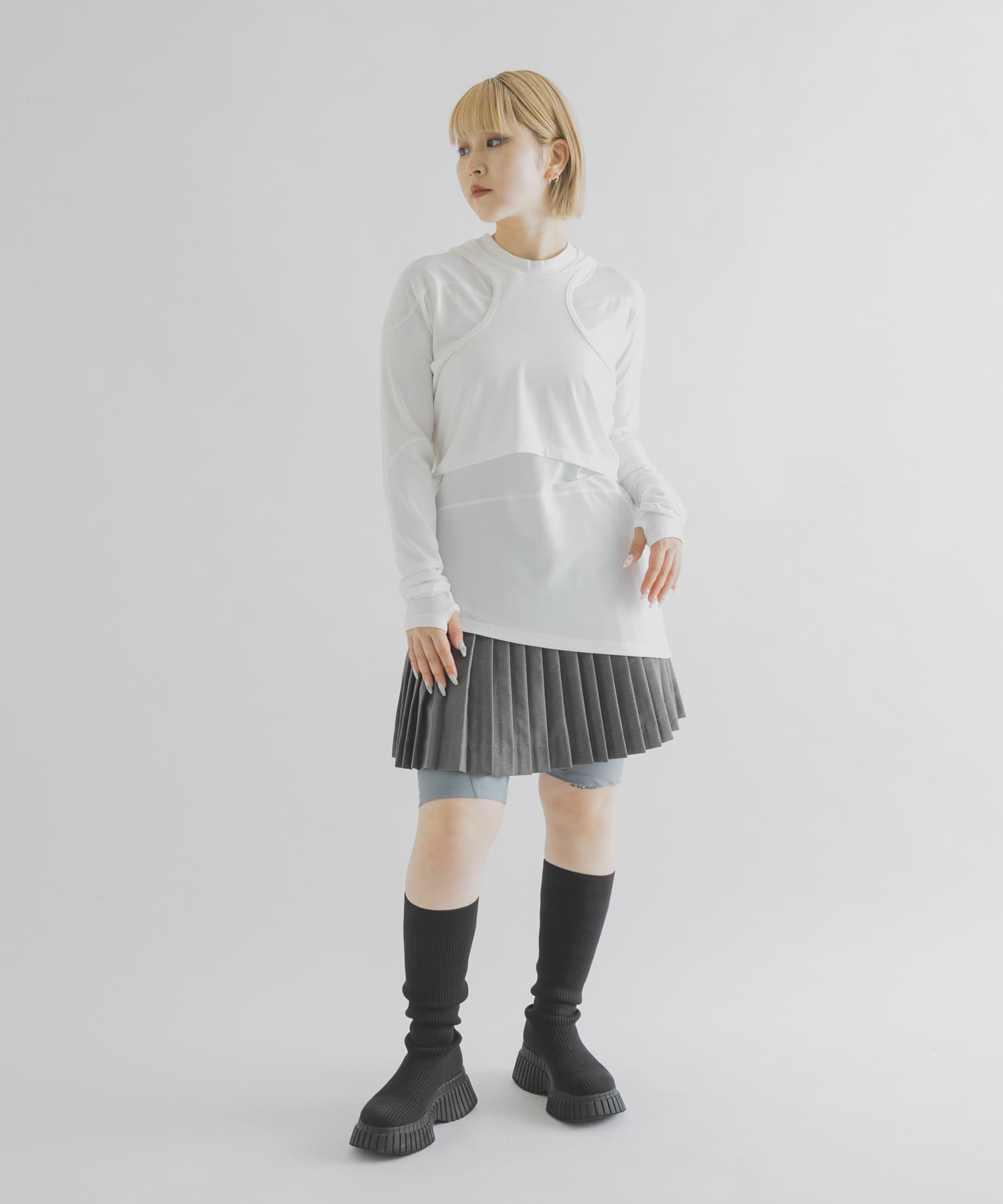 身長 : 156cm サイズ : M