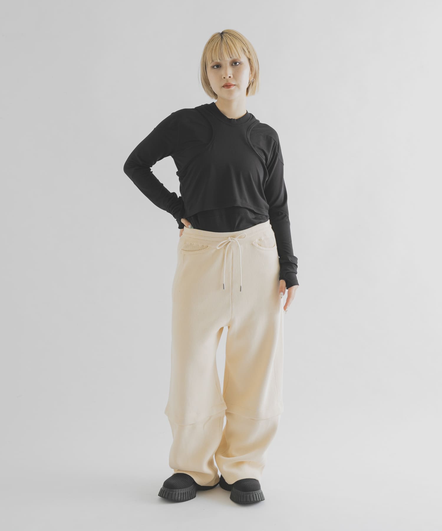 身長 : 156cm サイズ : M