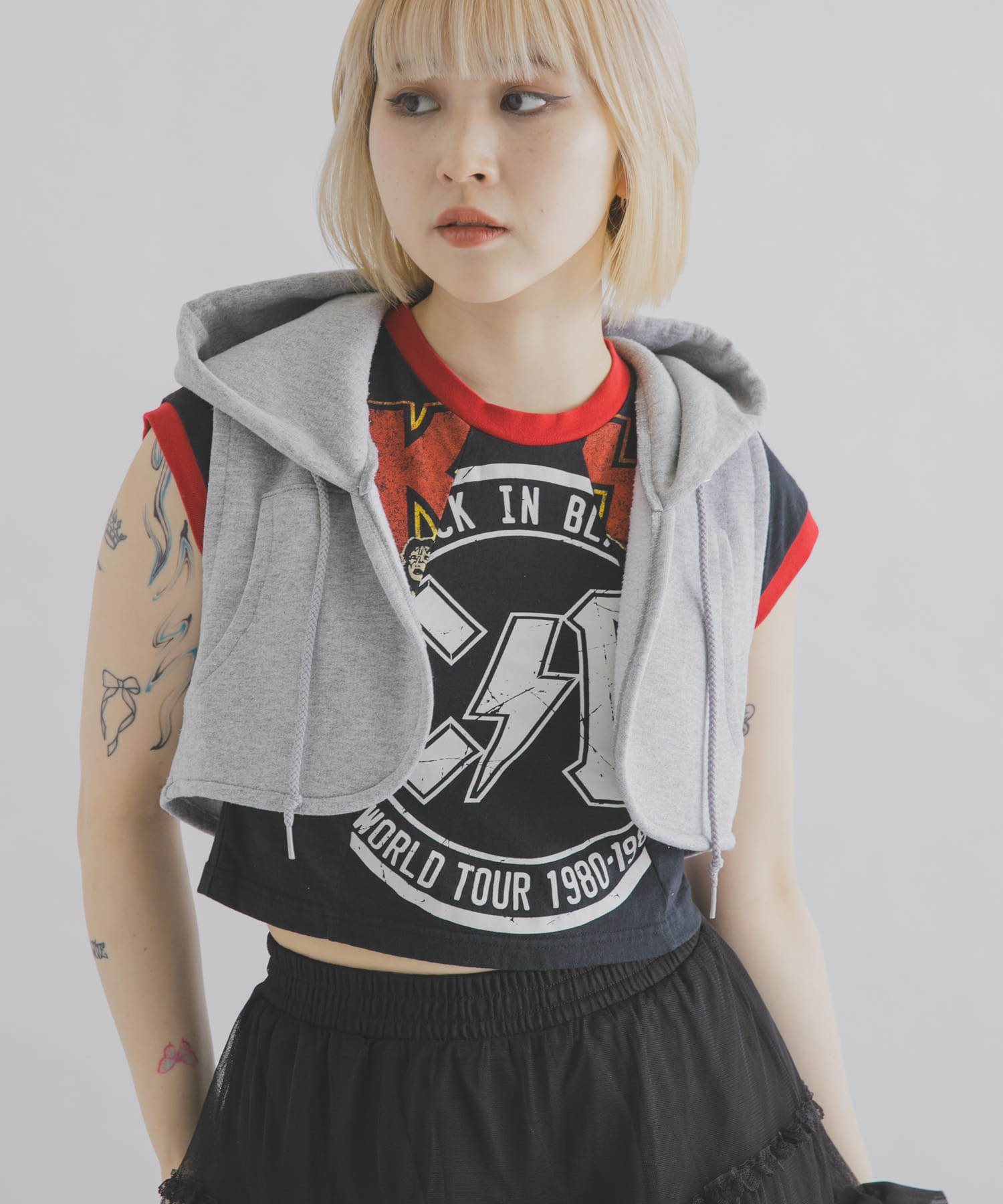 身長 : 156cm サイズ : One