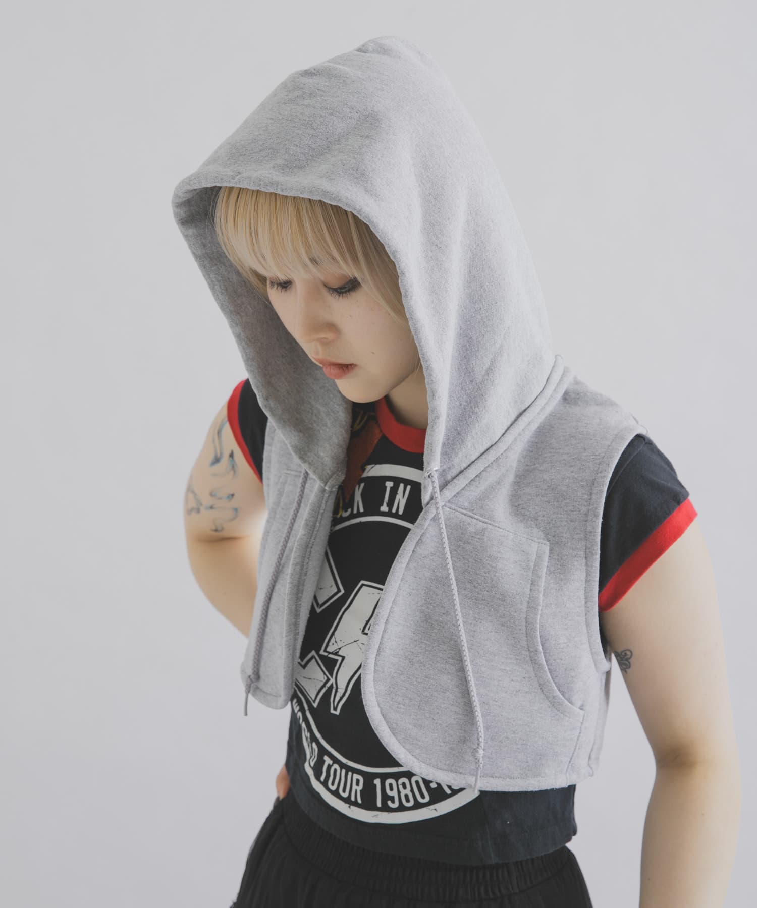 身長 : 156cm サイズ : One