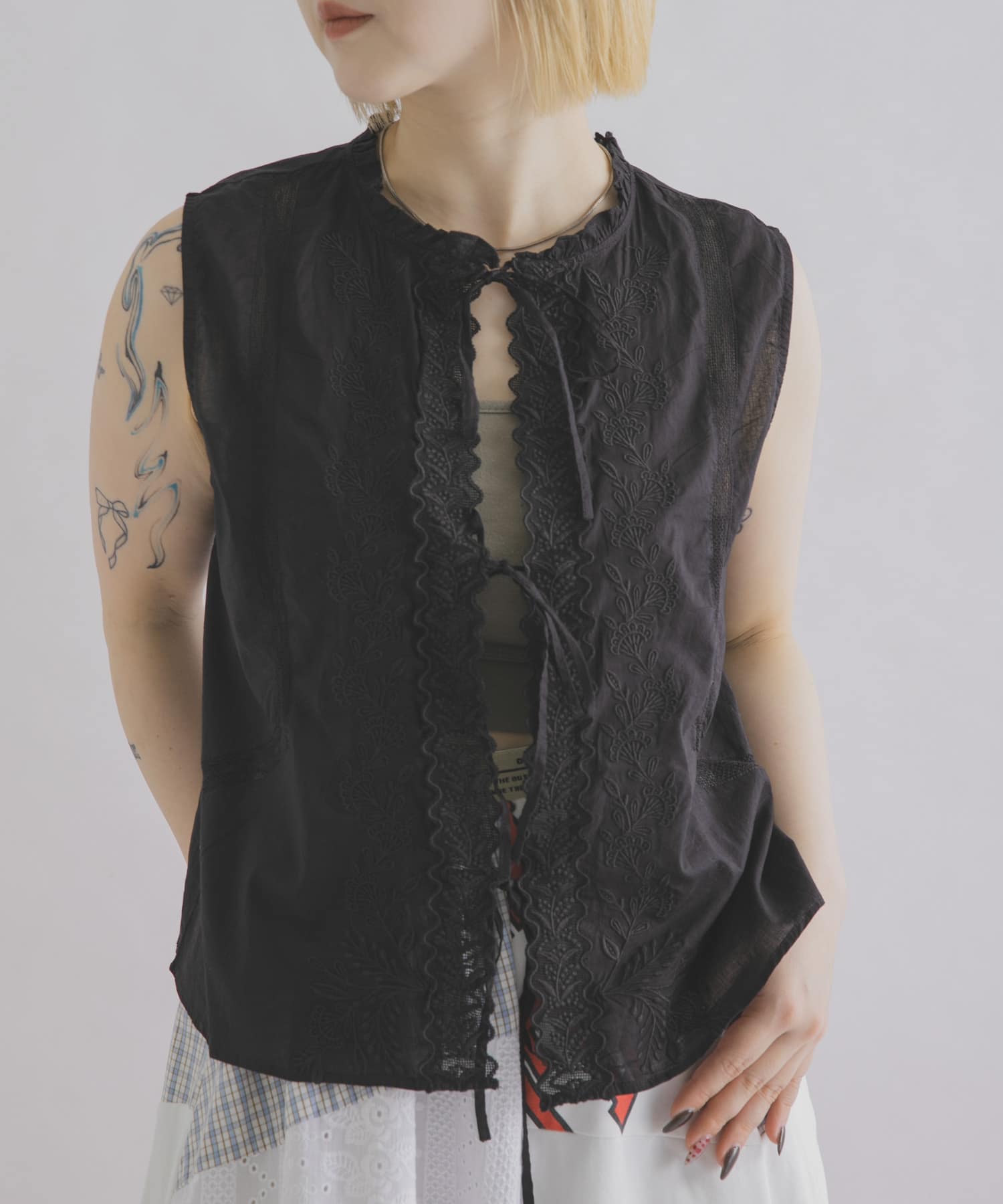 FANAKA　ノースリーブブラウス