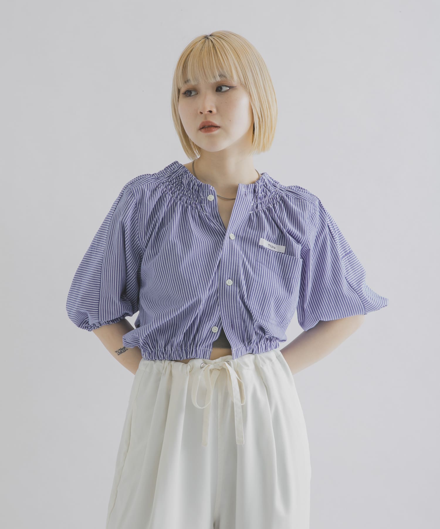 身長 : 156cm サイズ : One