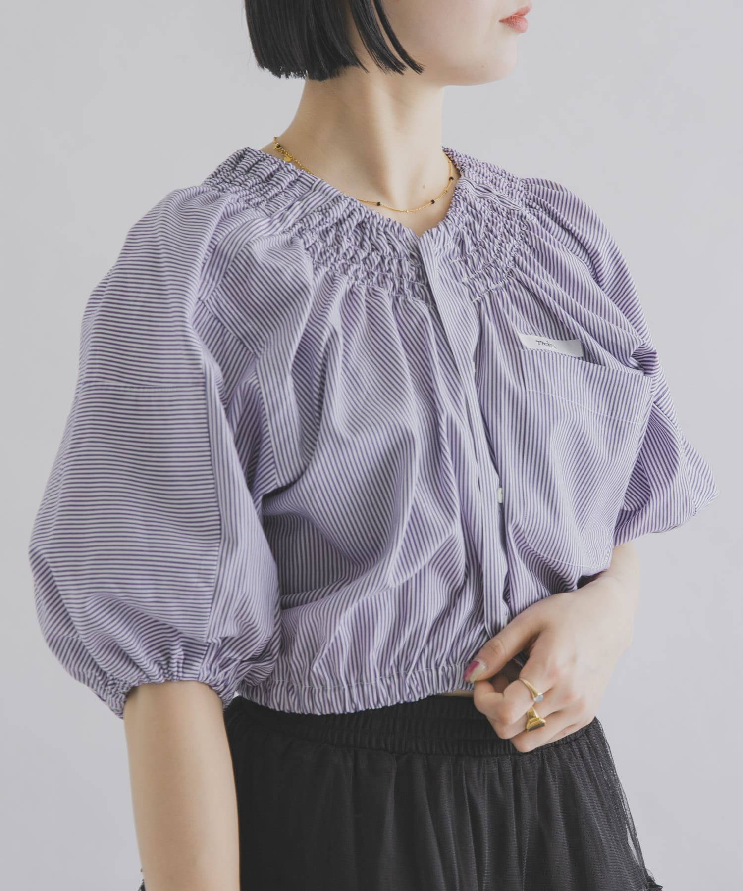 身長 : 164cm サイズ : One