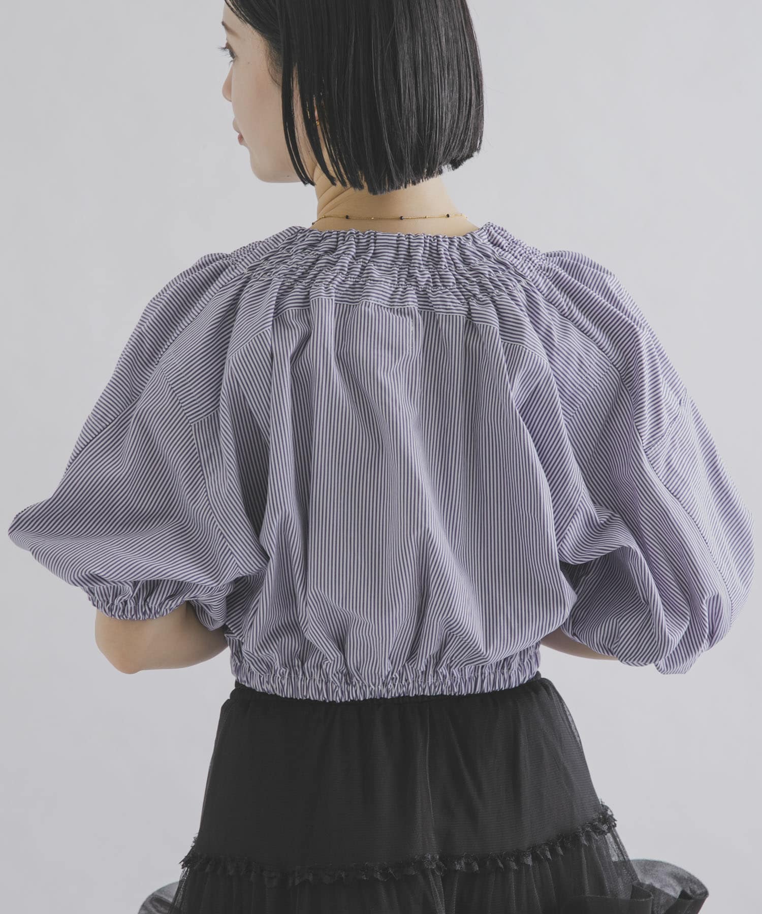 身長 : 164cm サイズ : One