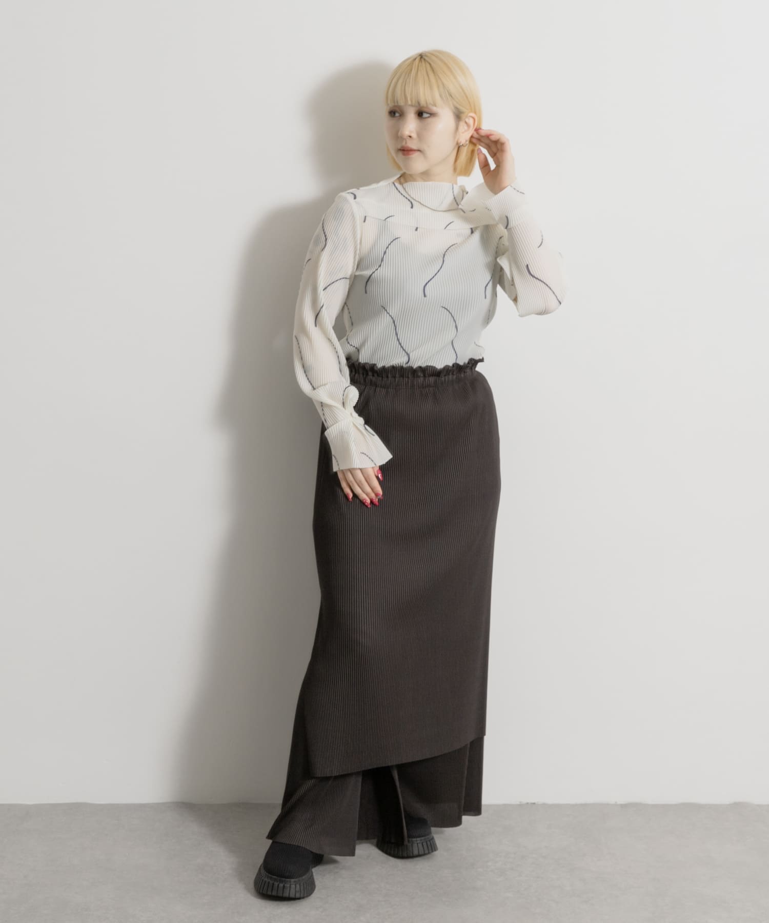 身長 : 156cm サイズ : 1