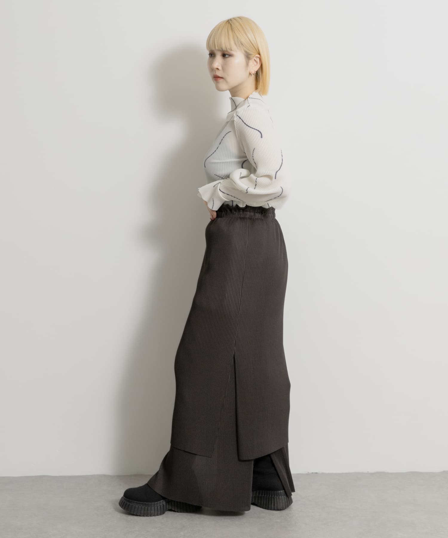 身長 : 156cm サイズ : 1