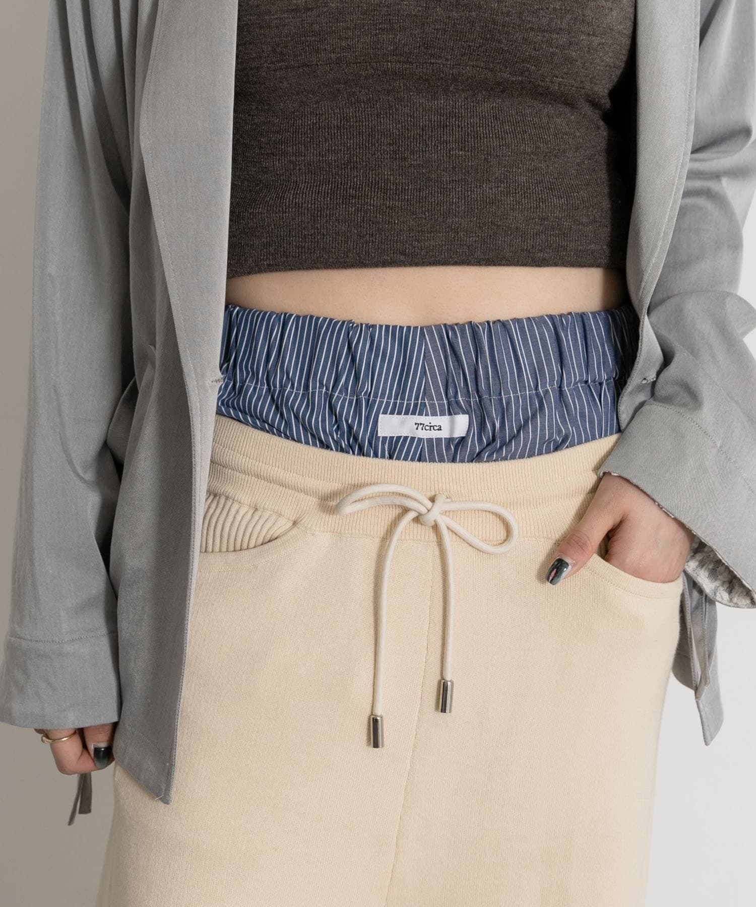 身長 : 164cm サイズ : One