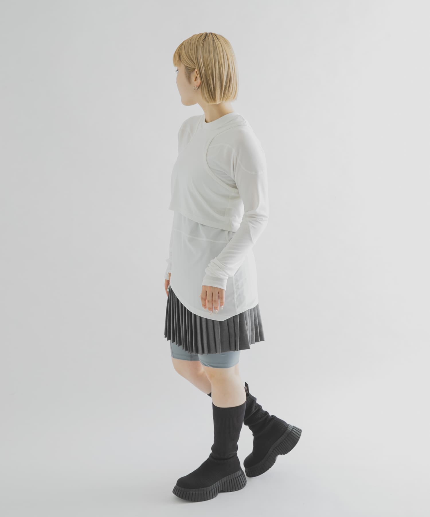 身長 : 156cm サイズ : M
