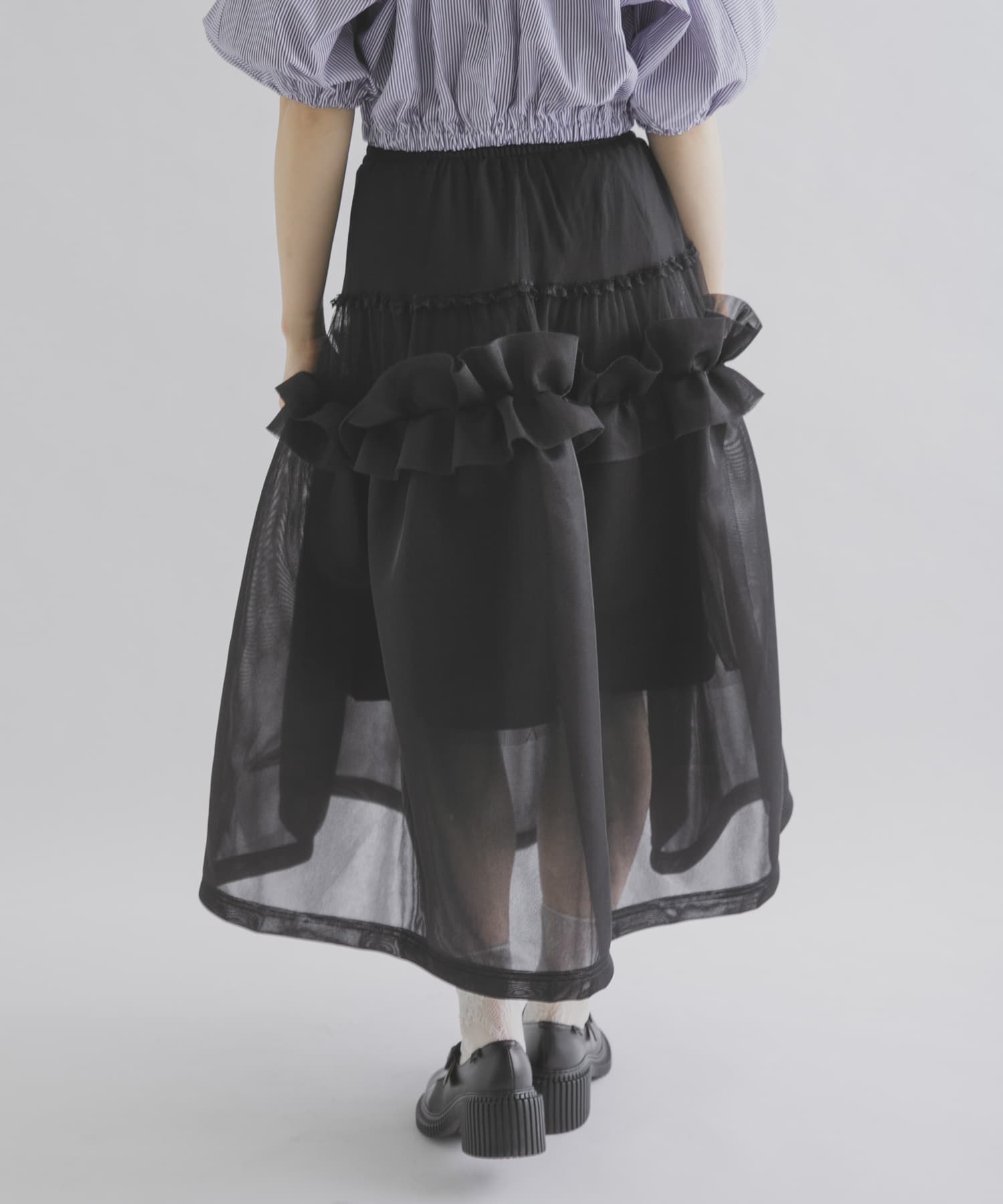 身長 : 164cm サイズ : Free