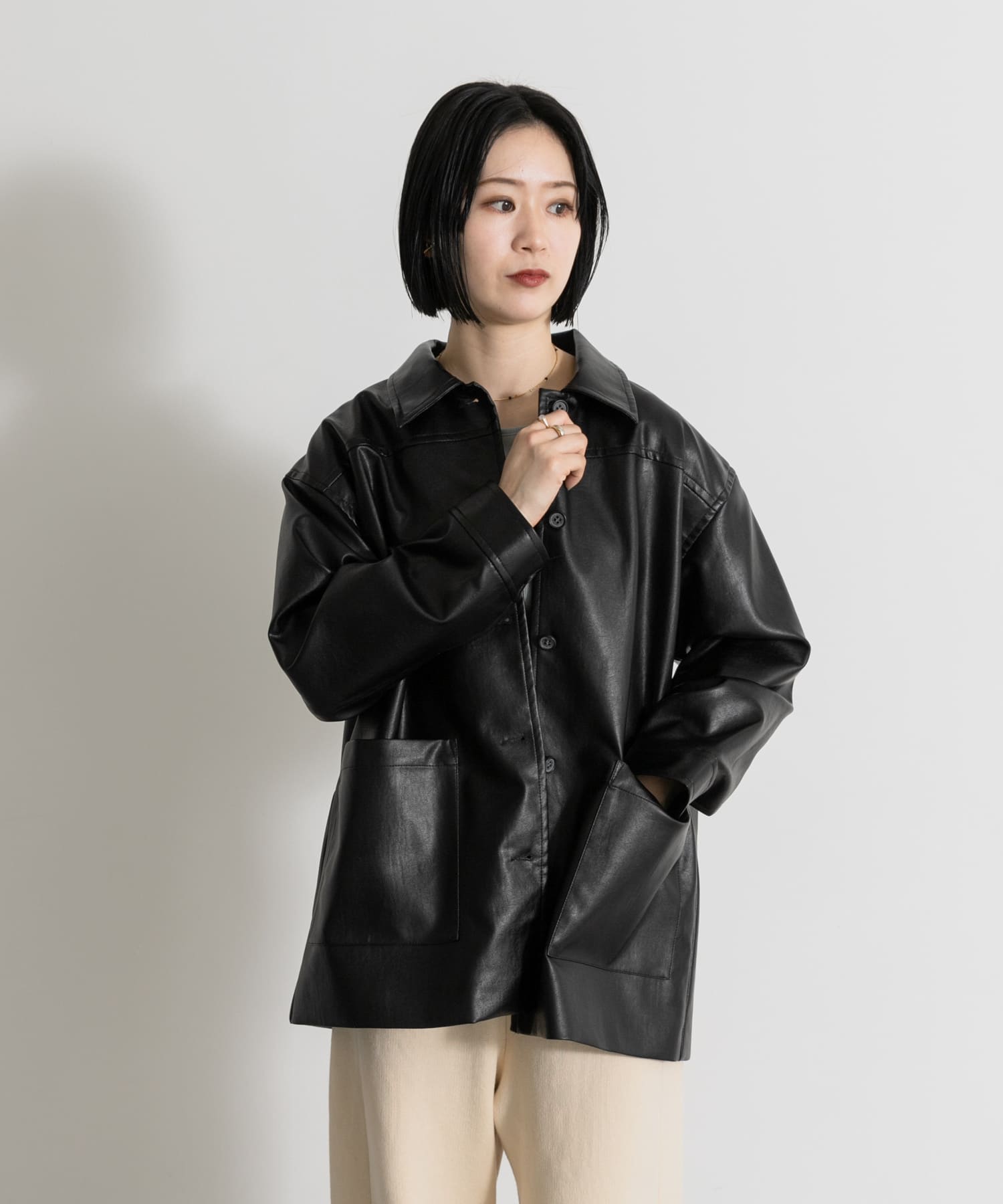 MIDIUMISOLID synthetic leather over size blouson(Free BROWN