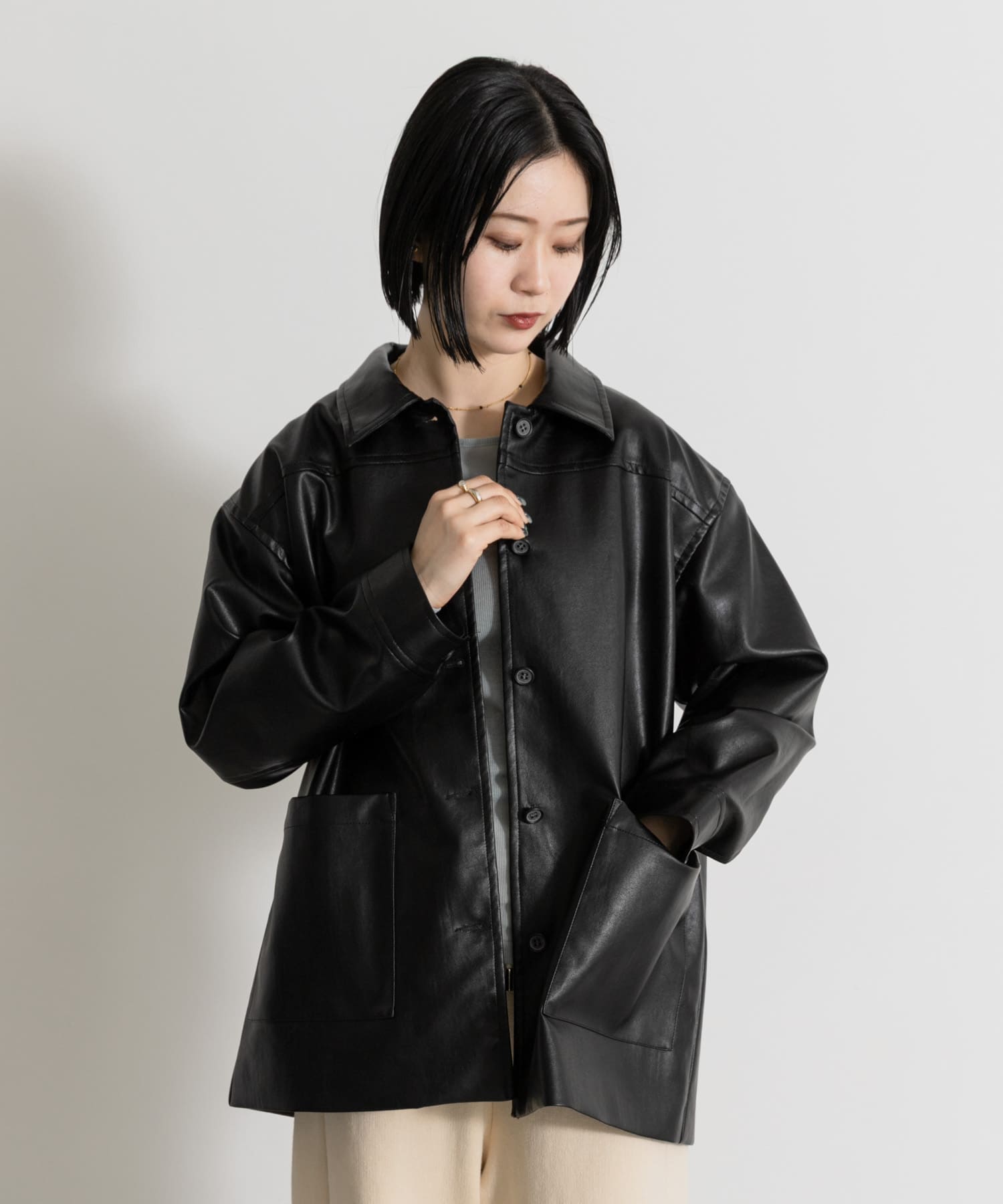 MIDIUMISOLID synthetic leather over size blouson(Free BROWN