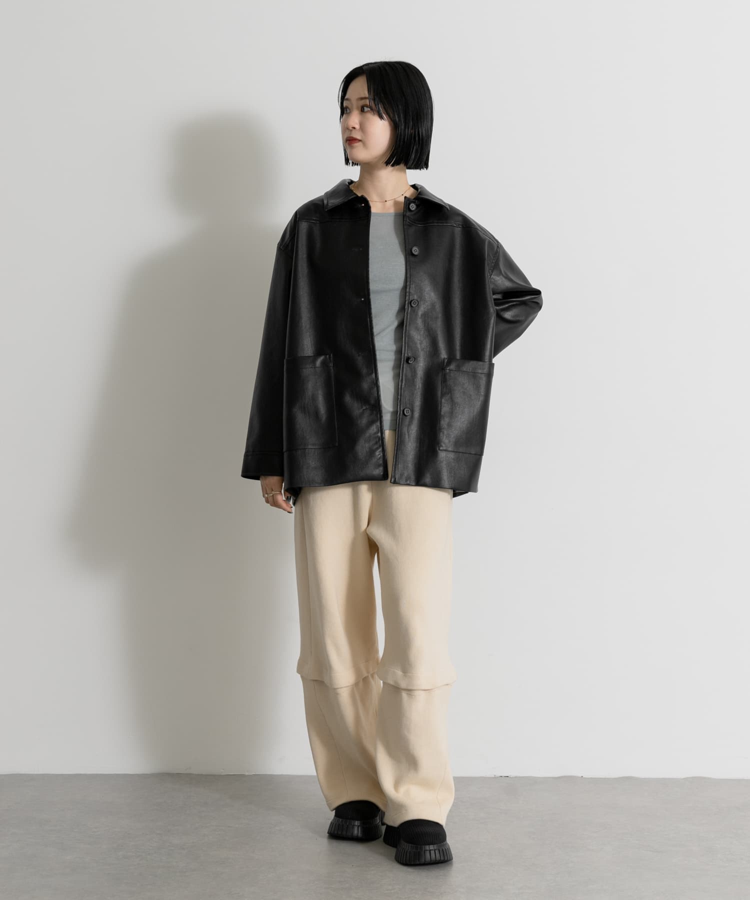 MIDIUMISOLID synthetic leather over size blouson(Free BROWN