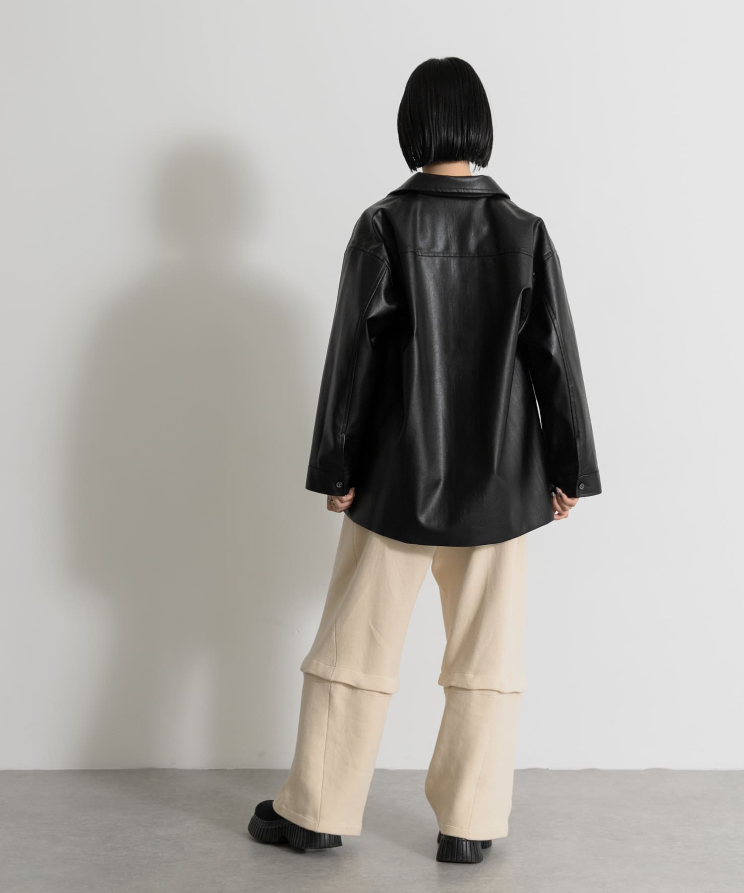 MIDIUMISOLID synthetic leather over size blouson(Free BROWN