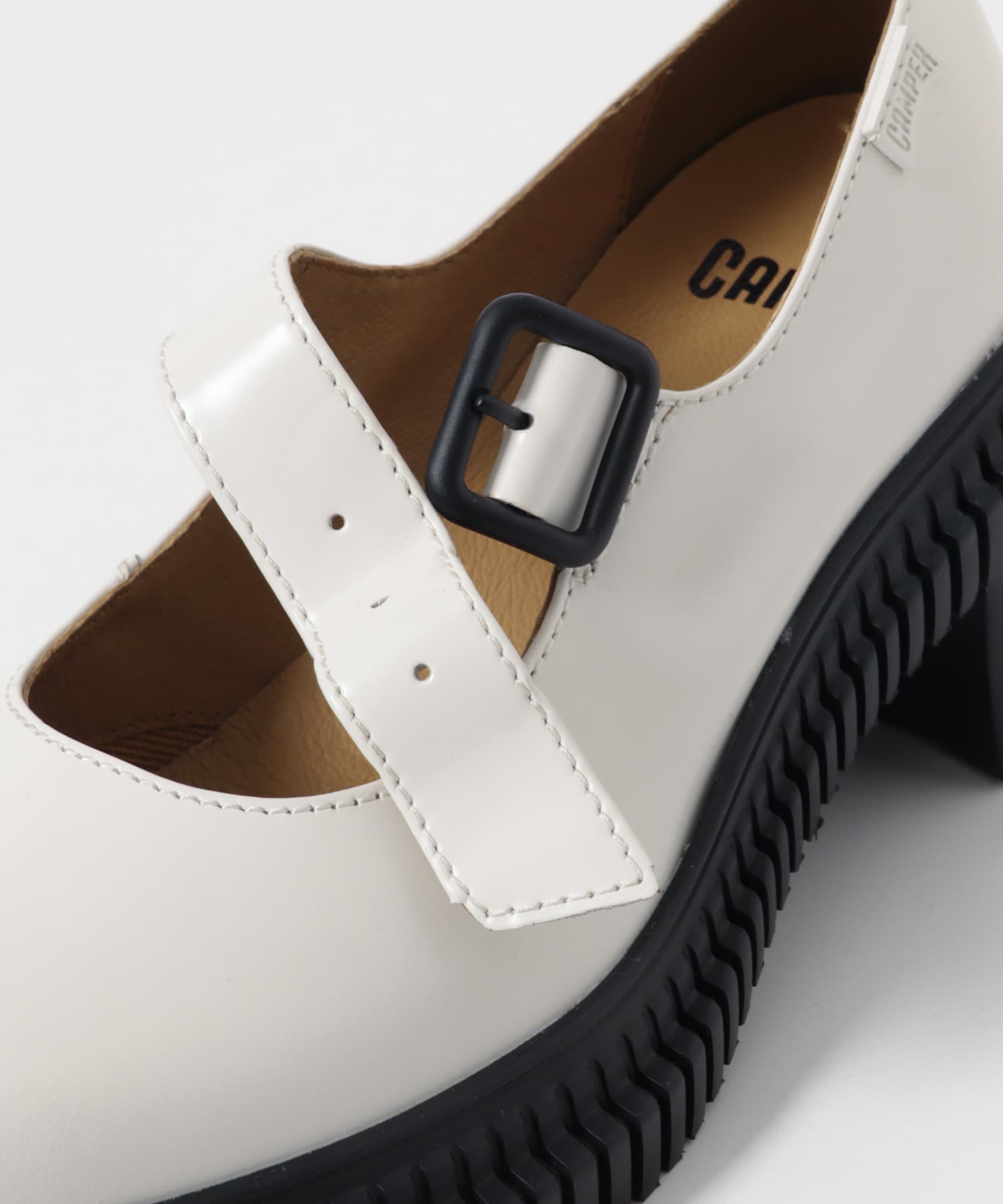 002WHT