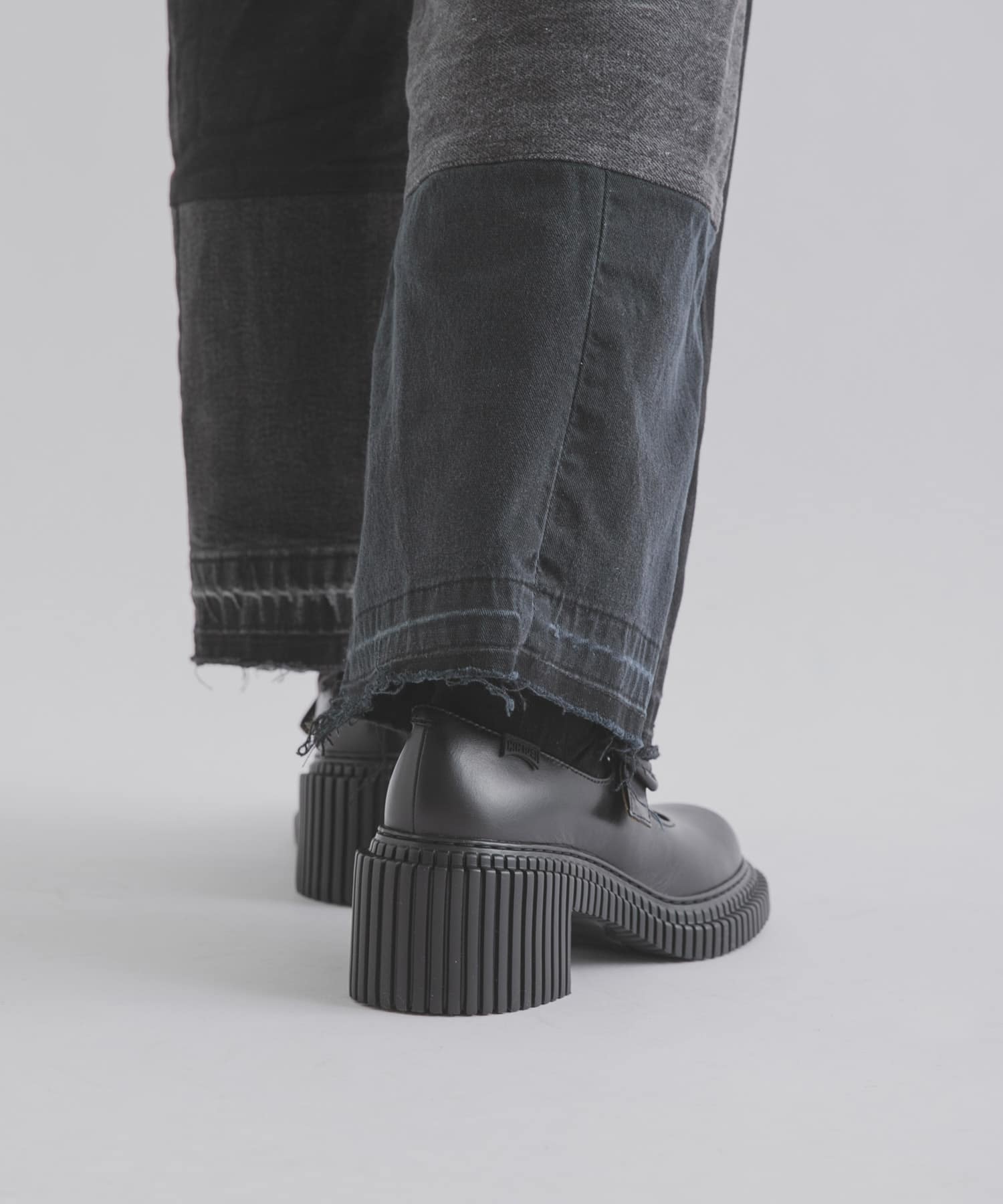 001BLK