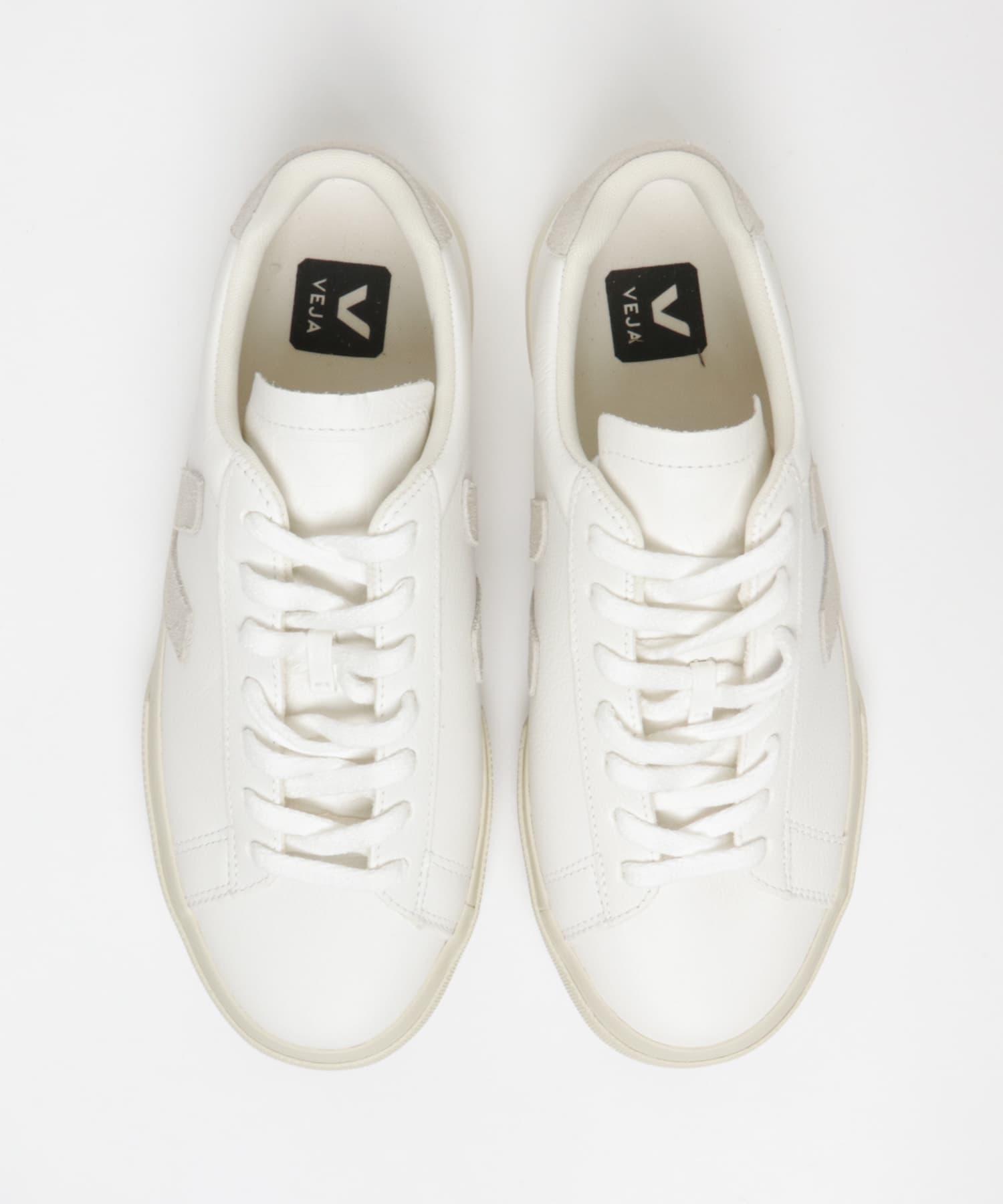 veja　CAMPO WHITE NATURAL WHITE 36