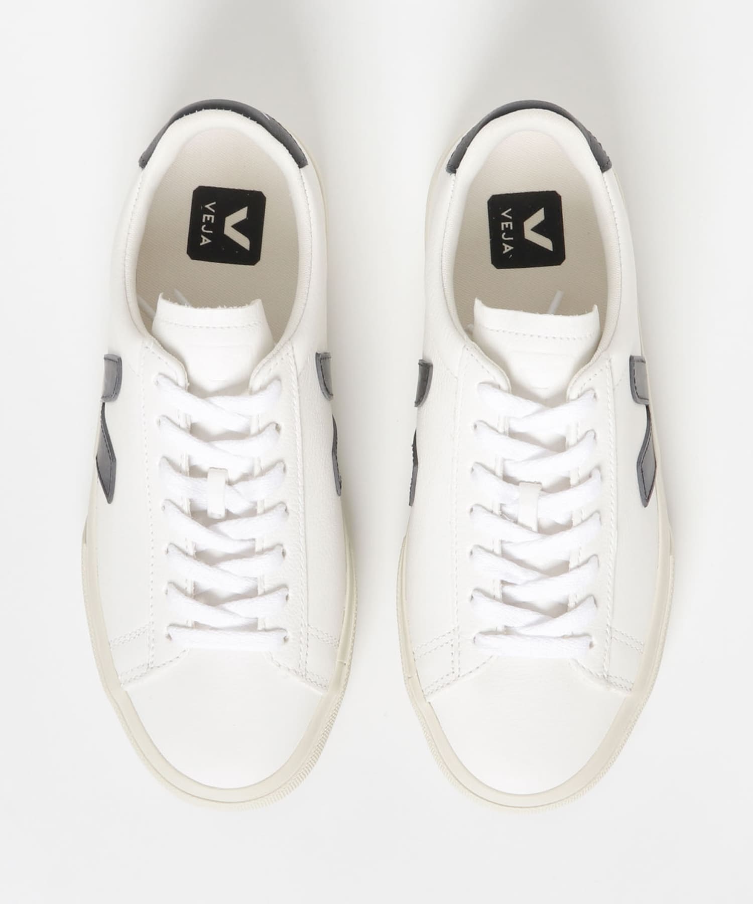veja　CAMPO WHITE BLACK BLACK 36