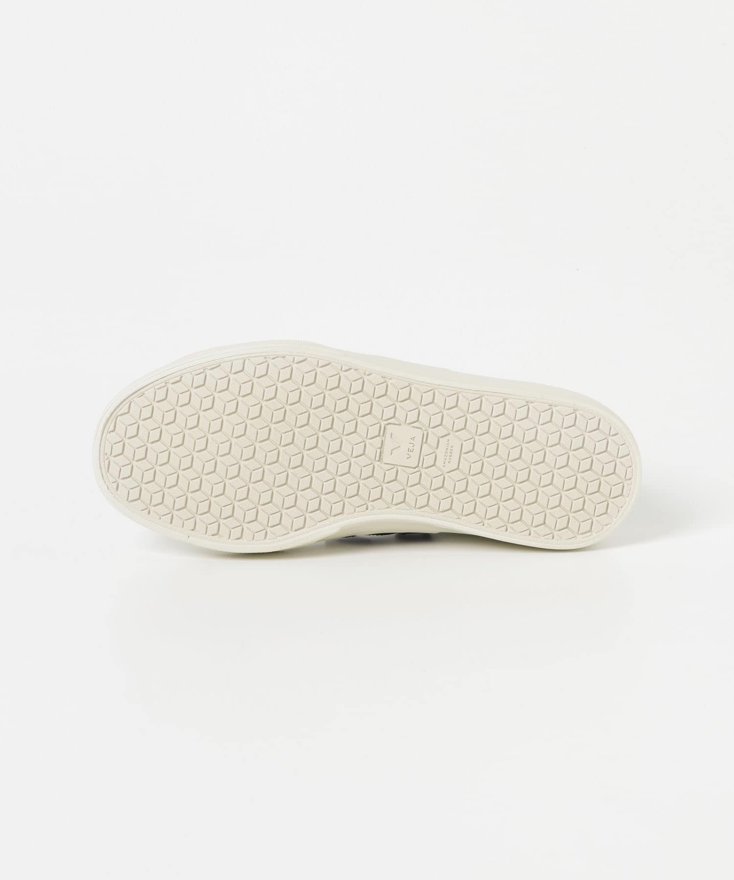 veja　CAMPO WHITE BLACK BLACK 36
