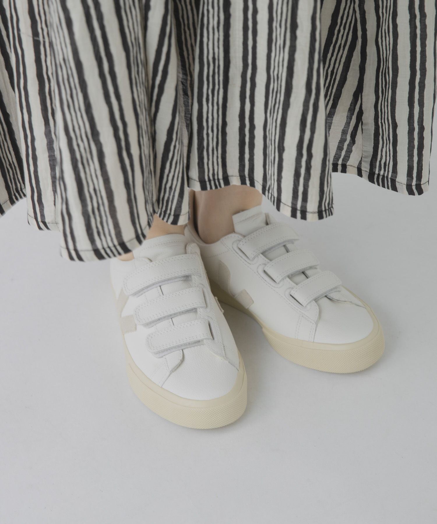 veja　RECIFE WHITE NATURAL