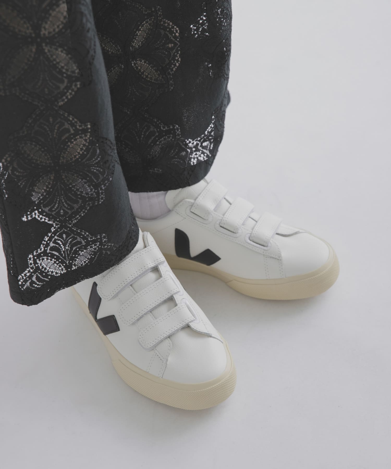 veja　RECIFE WHITE BLACK