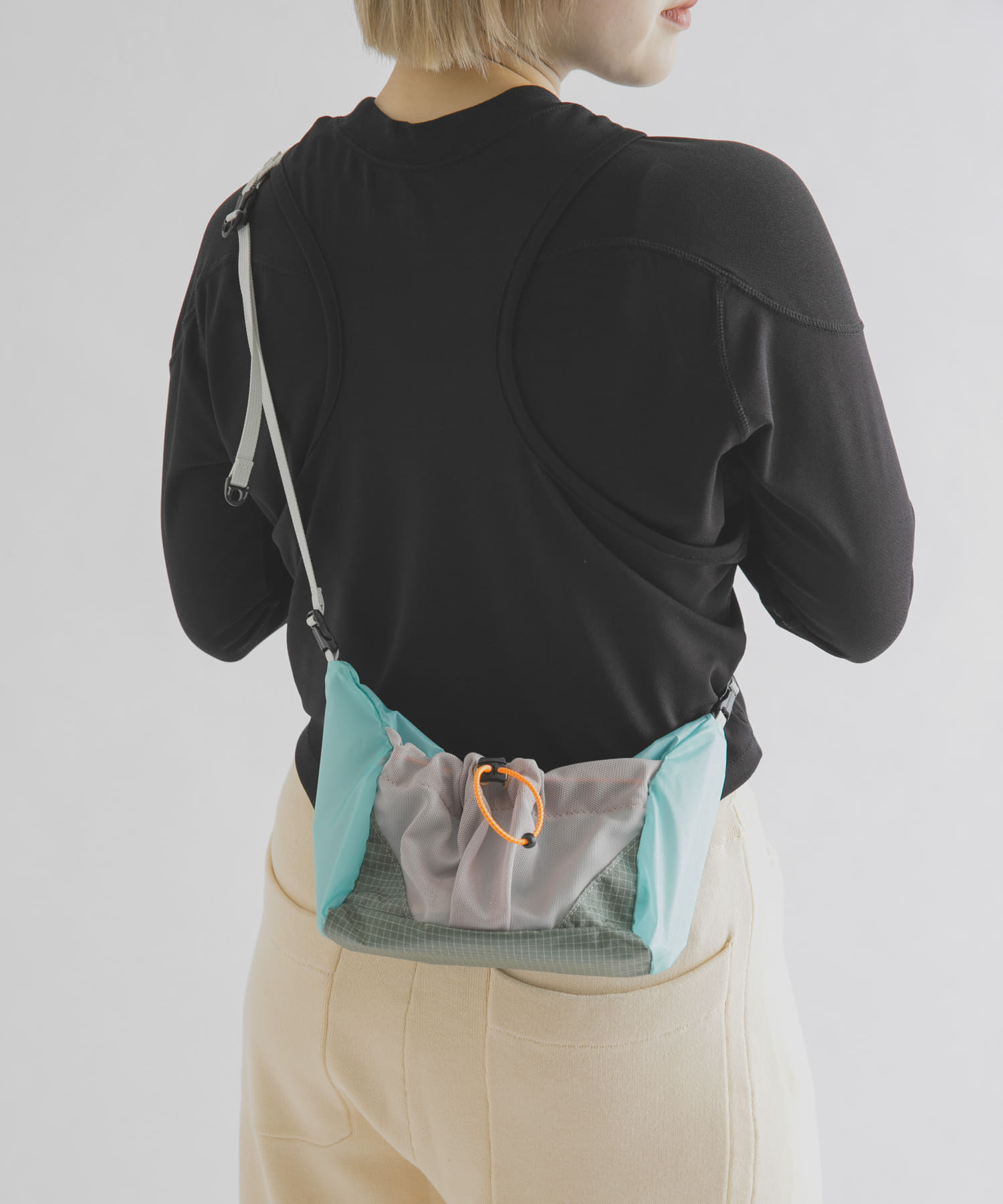 F/CE.　CORDURA SIL NYLON SACOCHE