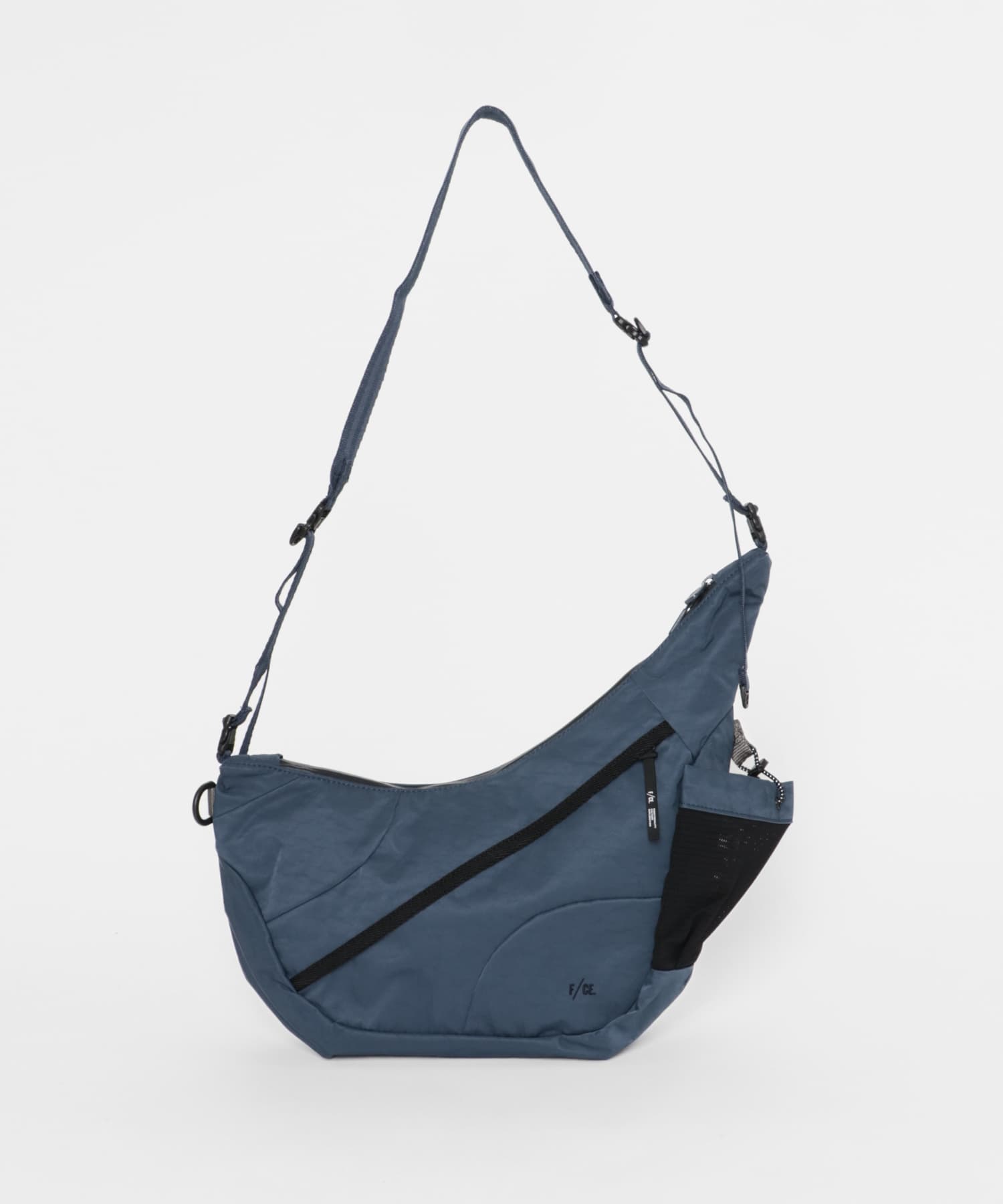F/CE.　TEXTURED HORN MINI SHOULDER BAG NAVY Free