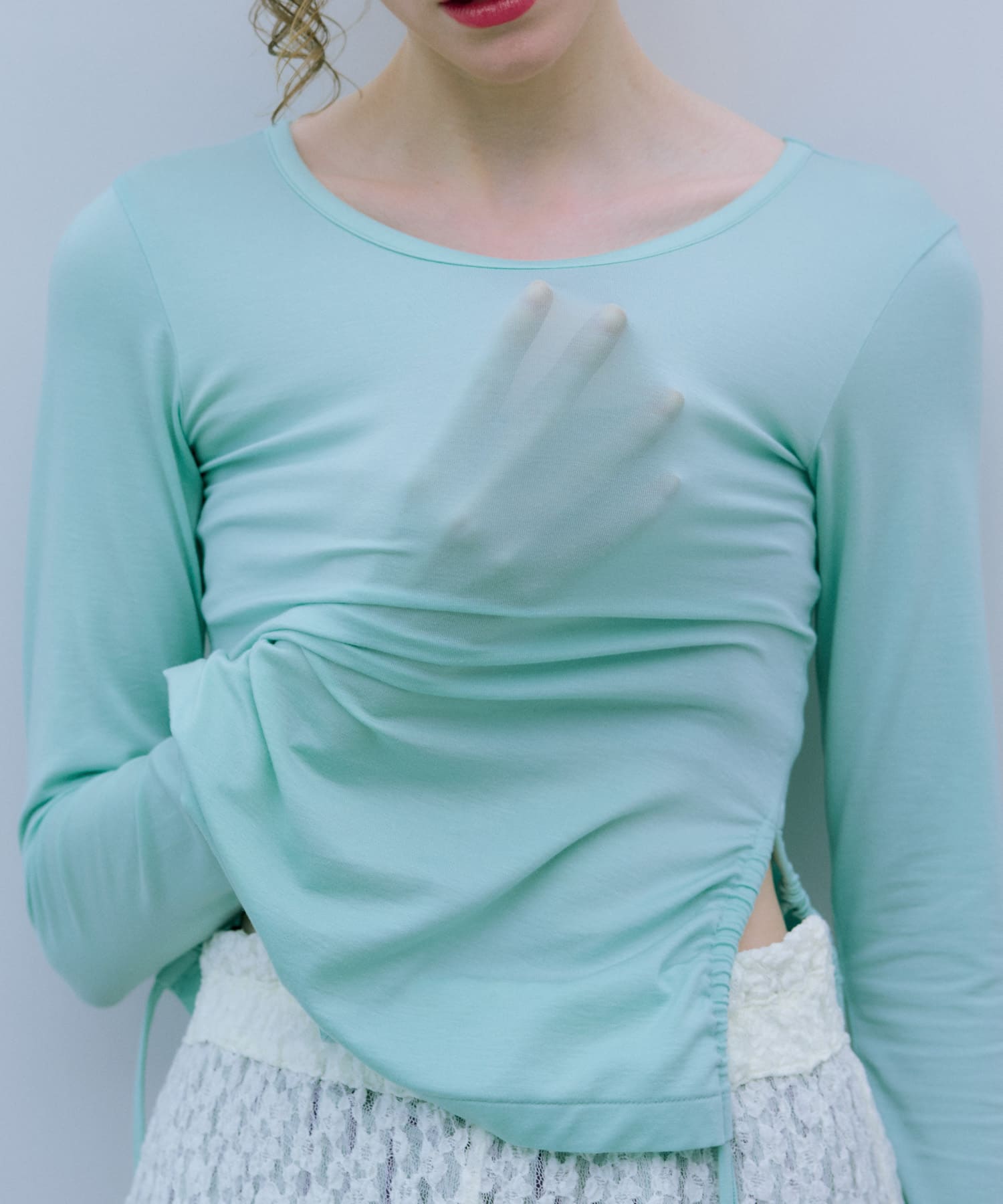 cwtch　SHEER LONG-SLEEVE T-SHIRTS