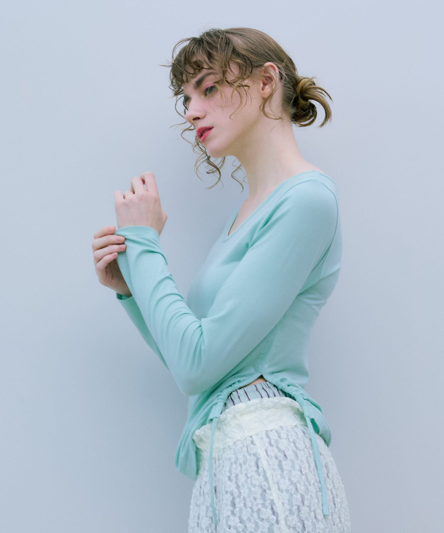 身長 : 170cm サイズ : Free