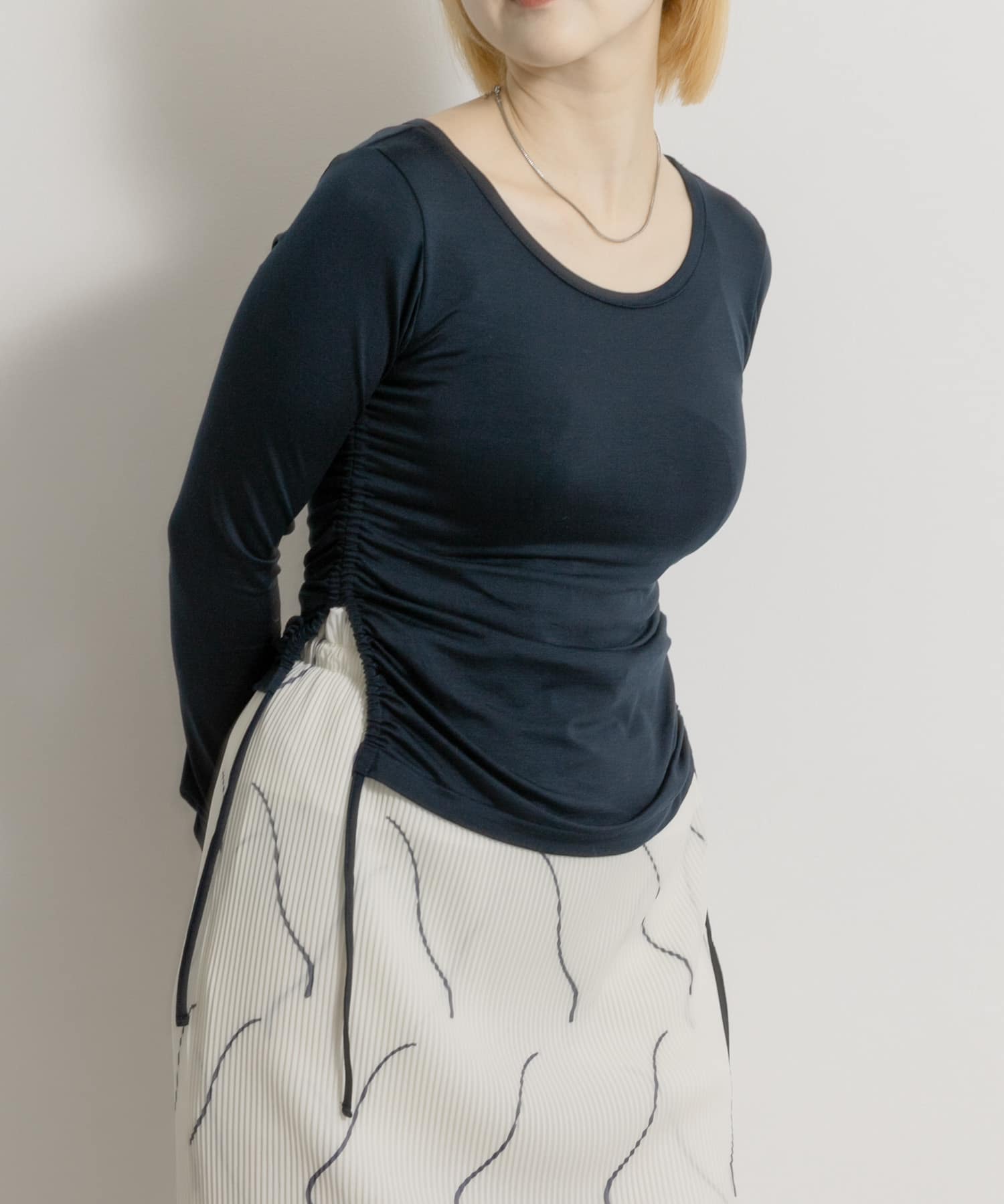 cwtch　SHEER LONG-SLEEVE T-SHIRTS