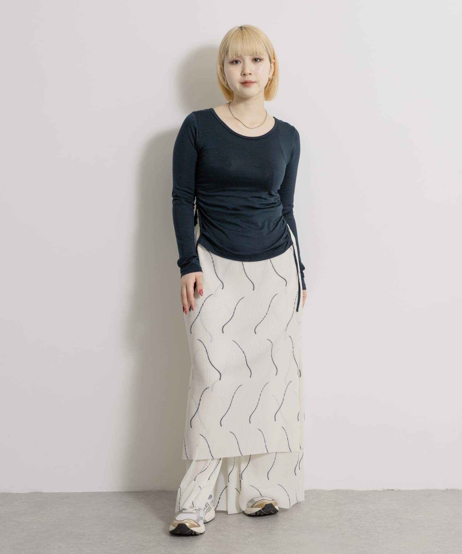 身長 : 156cm サイズ : Free