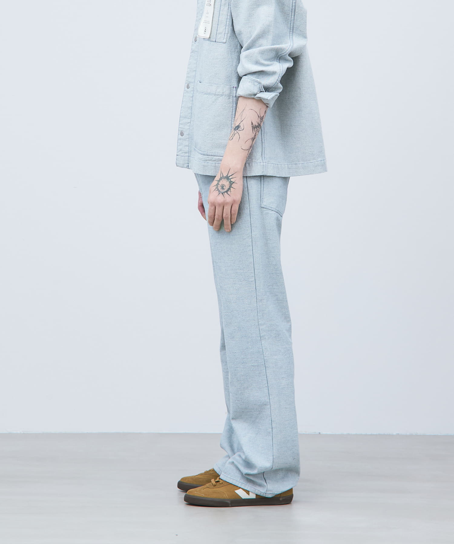 身長 : 186cm サイズ : 4