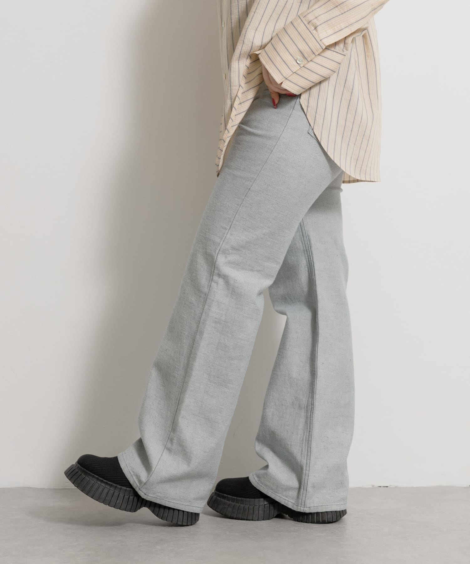 身長 : 156cm サイズ : 3