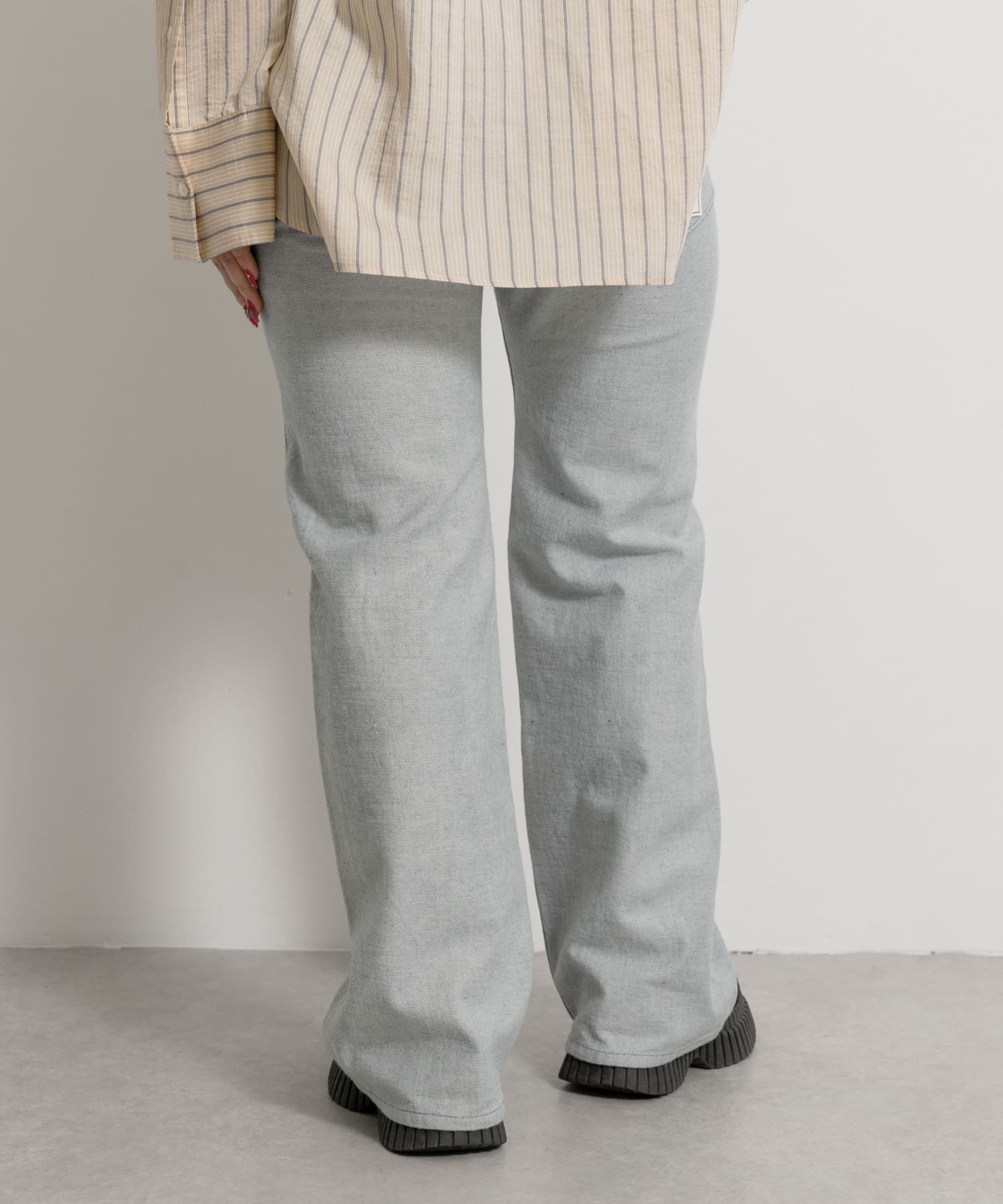 身長 : 156cm サイズ : 3