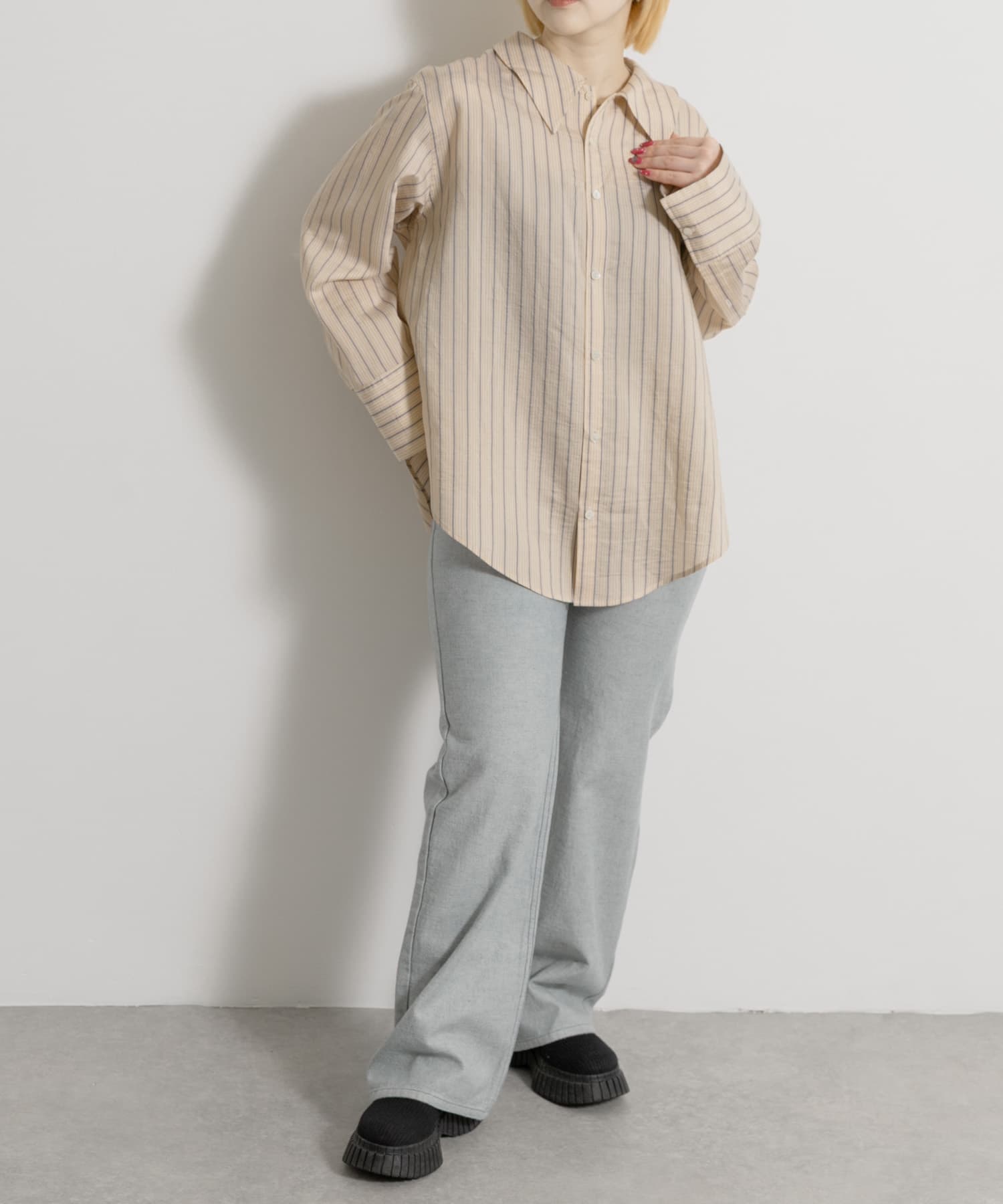 身長 : 156cm サイズ : 3