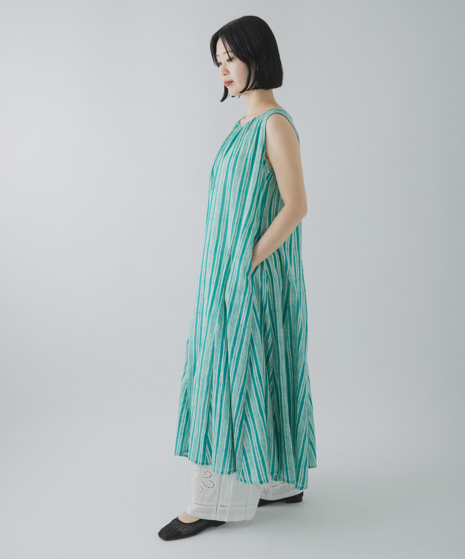 グリーン