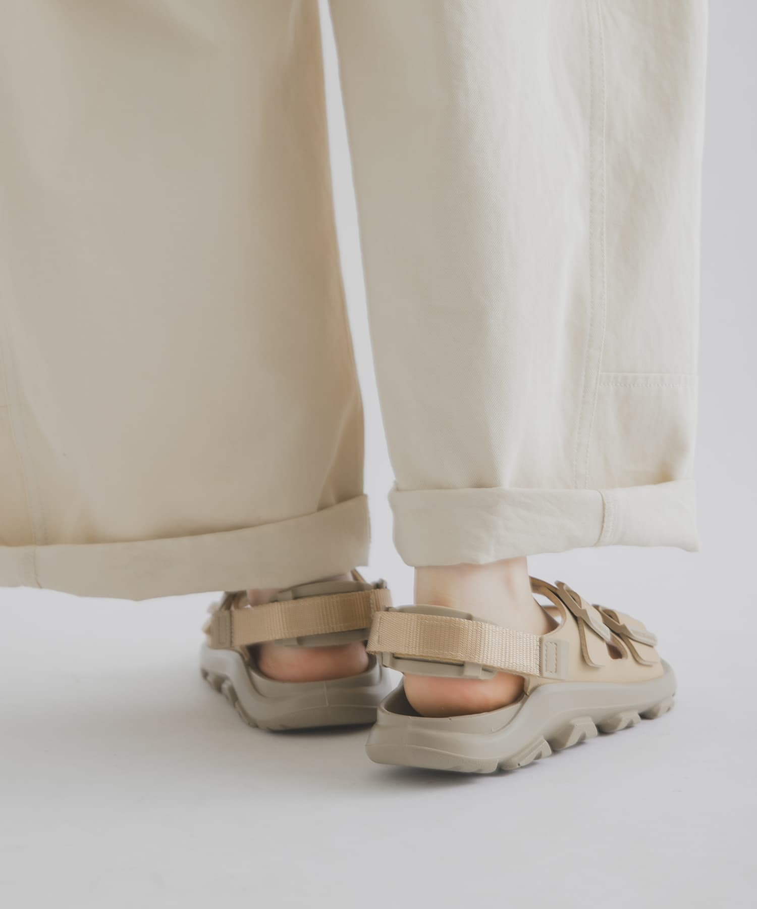 BIRKENSTOCK　MOGAMI TECH LOOP SAND-W SNDCSTL 36