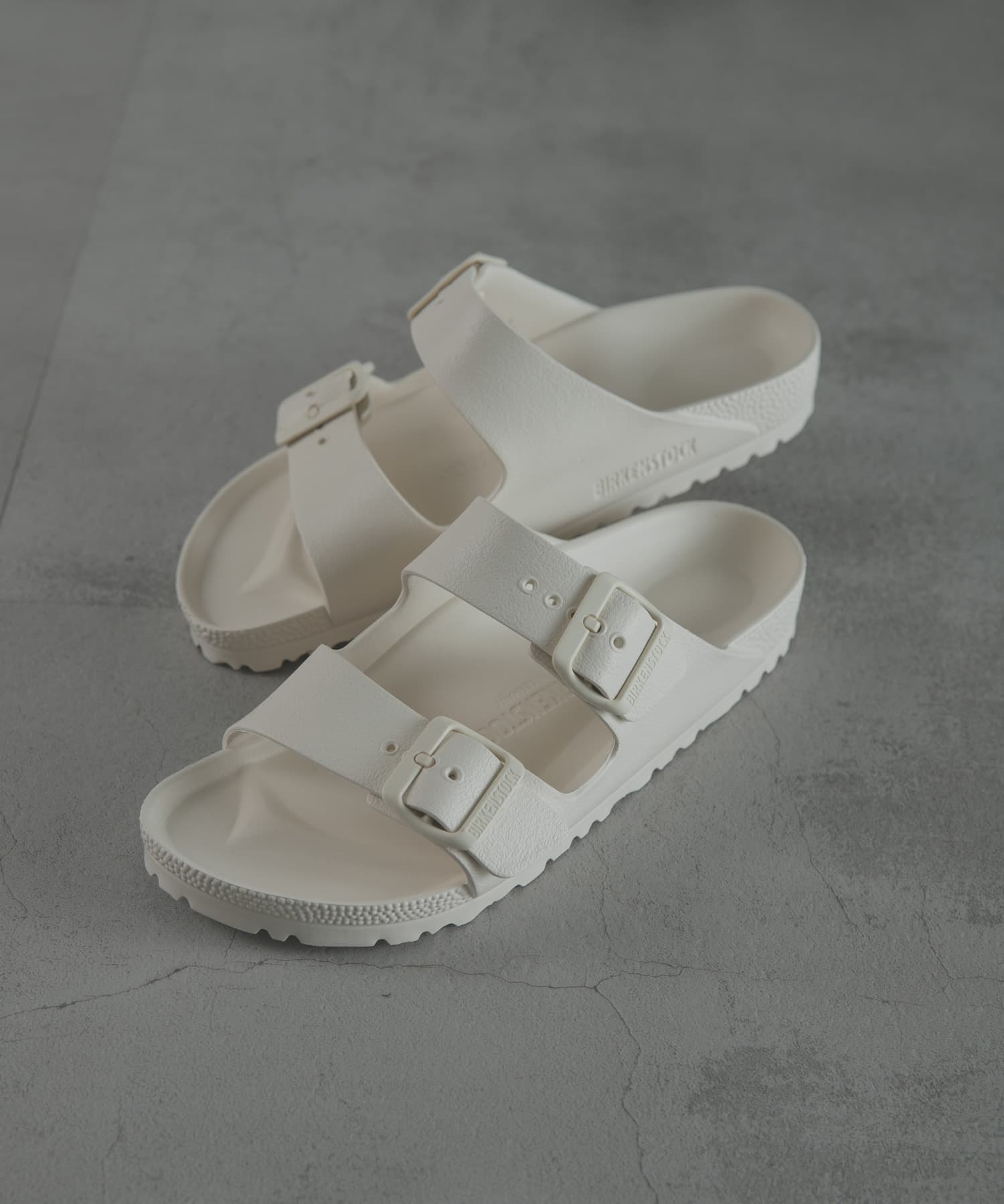 BIRKENSTOCK ARIZONA EVA EGGSHELL (NARROW)(36 EGGSHELL): シューズ
