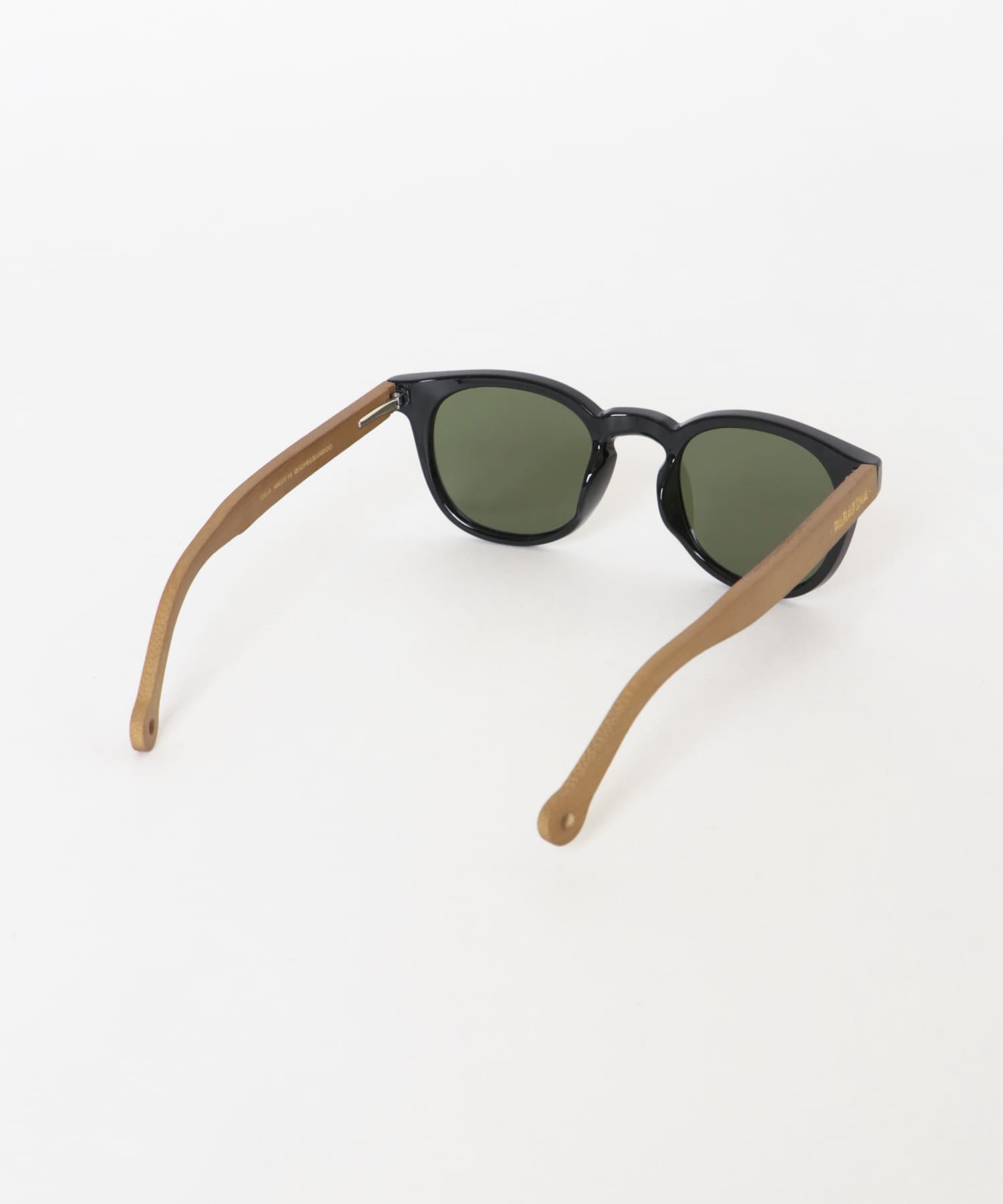 PARAFINA　CALA BLACK One