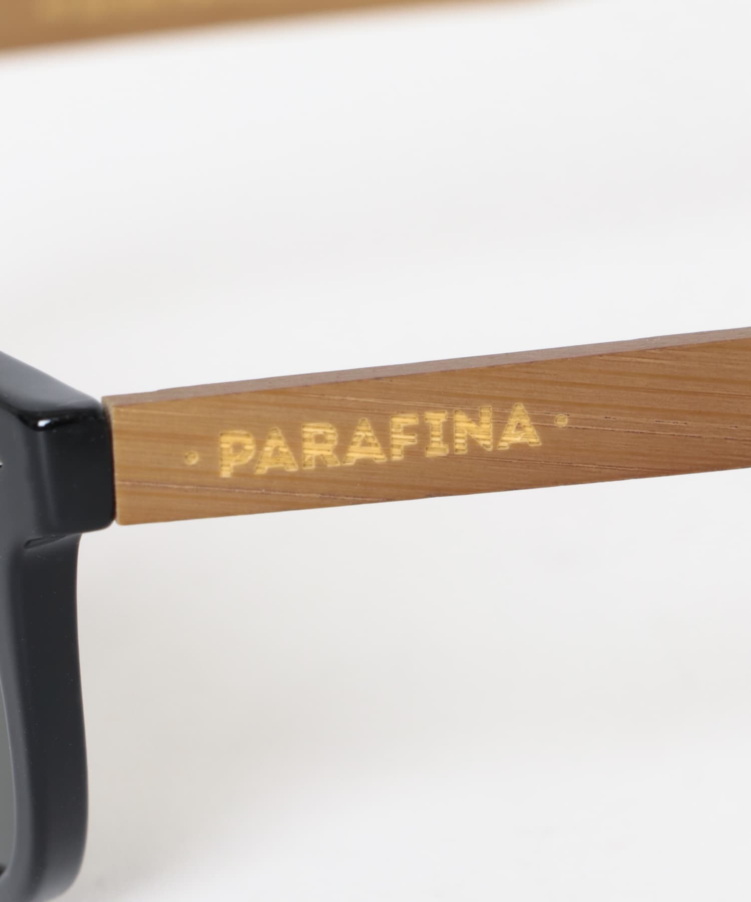 PARAFINA　CALA BLACK One